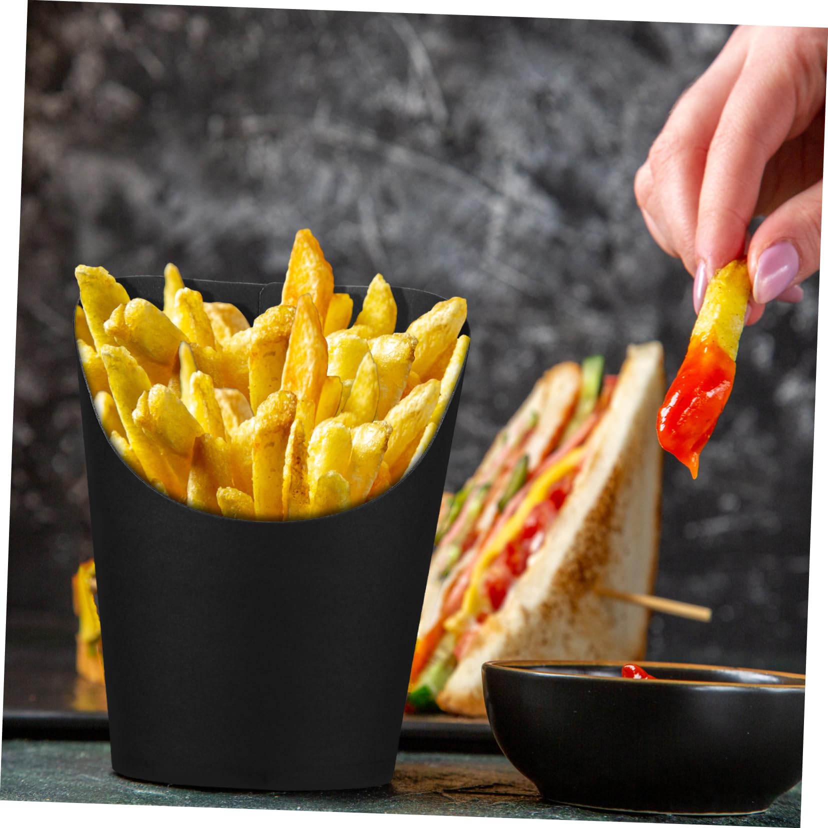 Papier Snackbecher Große Kapazität 100 Stück 14oz Schwarze mit schrägem Öffnungsdesign Einwegbecher für Food Trucks und Partys