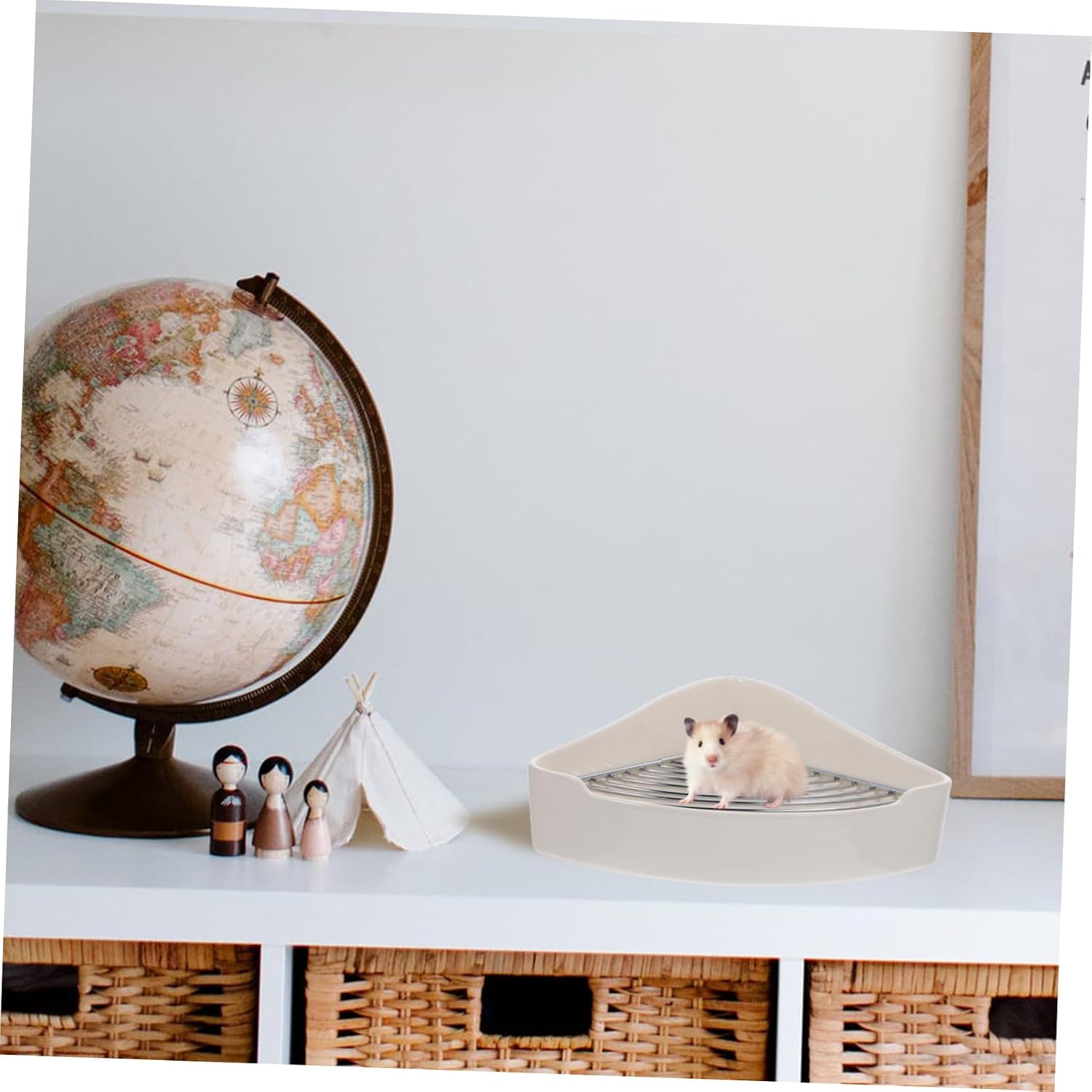 Ceramic Bunny Litter Box for Small Animals Triangle Potty Non-Slip Mat for Guinea Pigs Hamsters Chinchillas PET Toilet for Rabbit Training Easy Clean Design