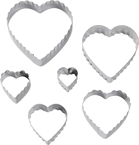 Miniatura 3 de Wilton Cortadores de doble cara para fondant, 6 piezas, corazones, plata