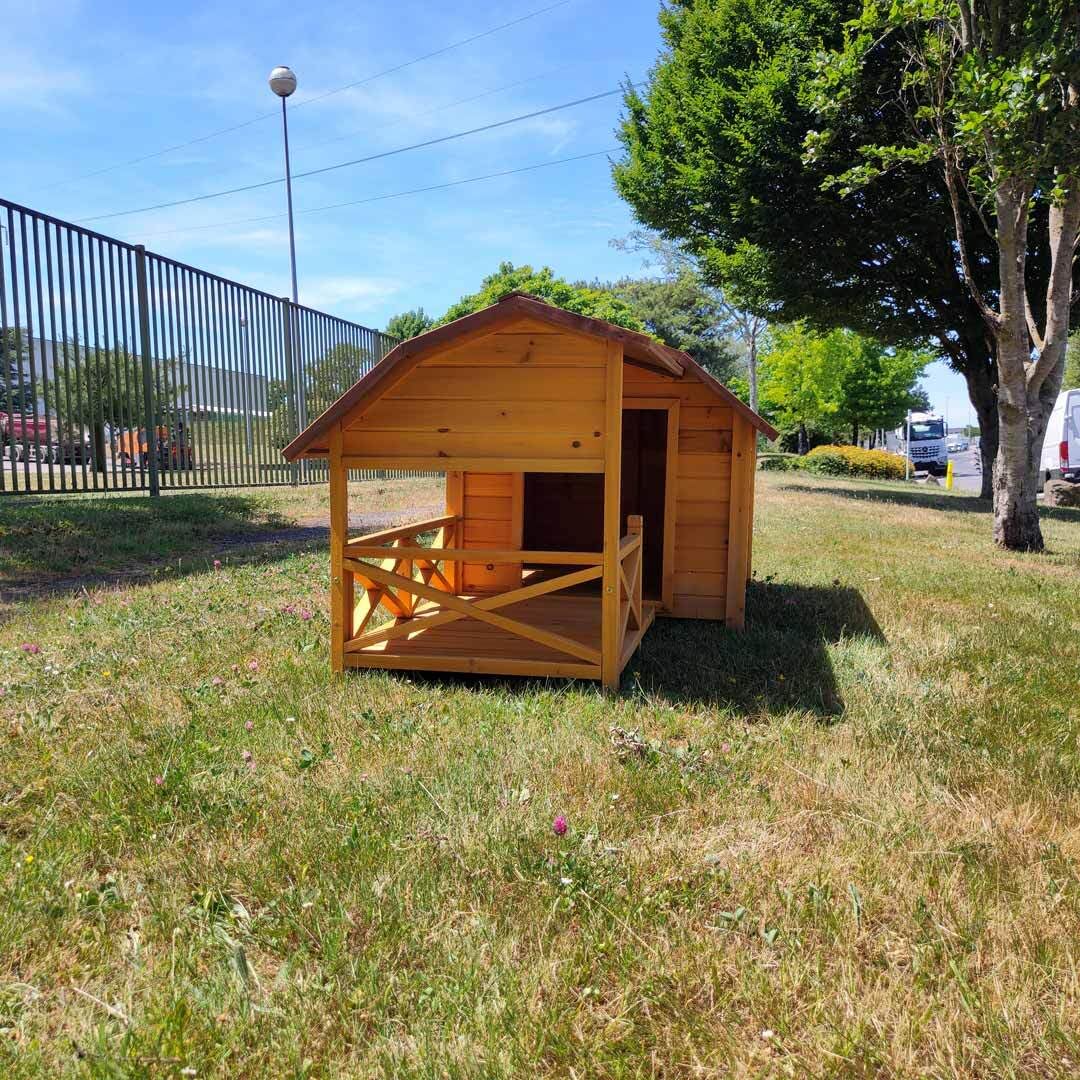 Animal Valley - Nicho para perro Cheyenne con terraza - Madera - L 212 x 99 x 88,5 cm - Talla XL - Beige y Marrón - para perros grandes