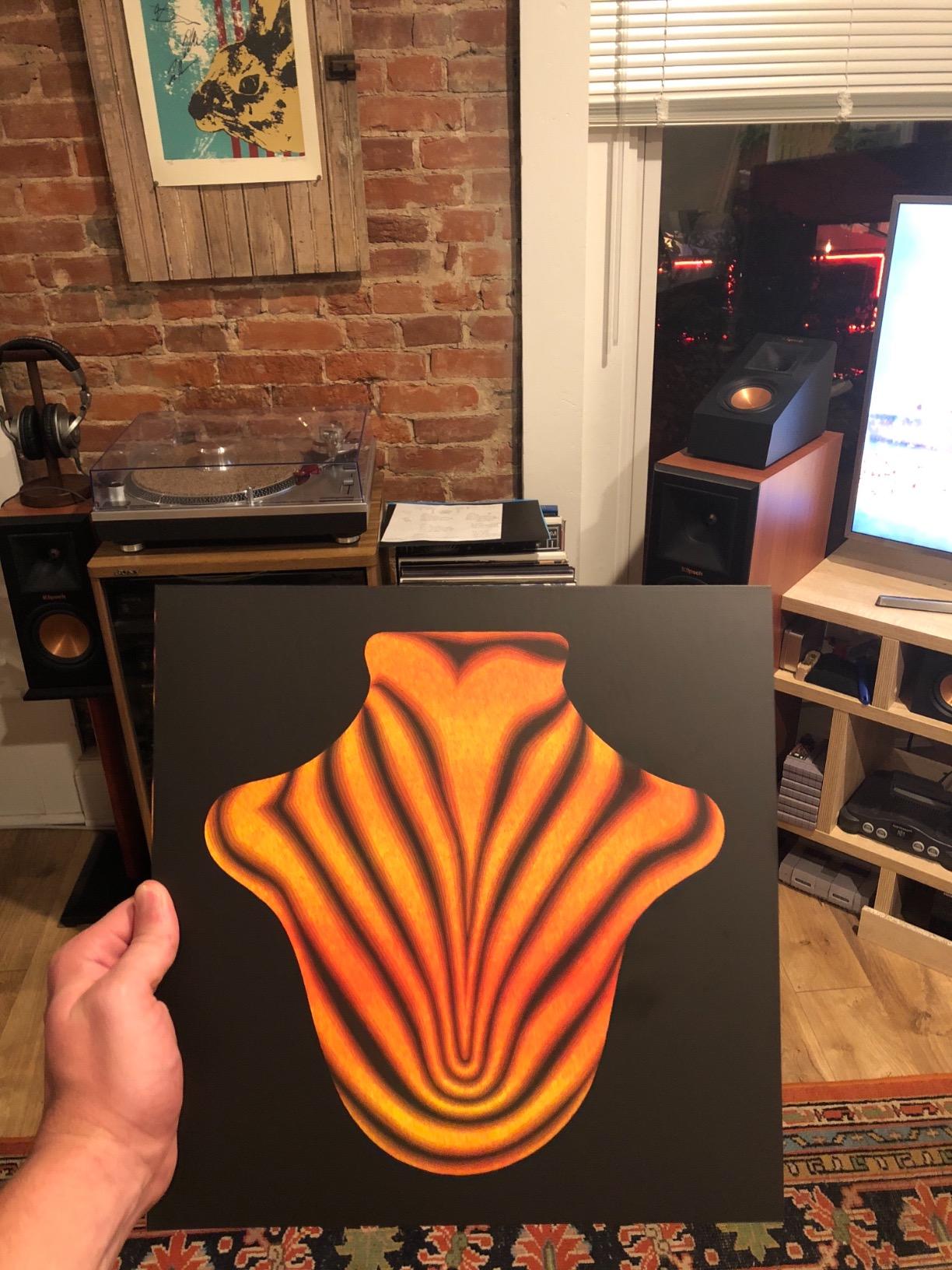 High quality, awesome lyric insert