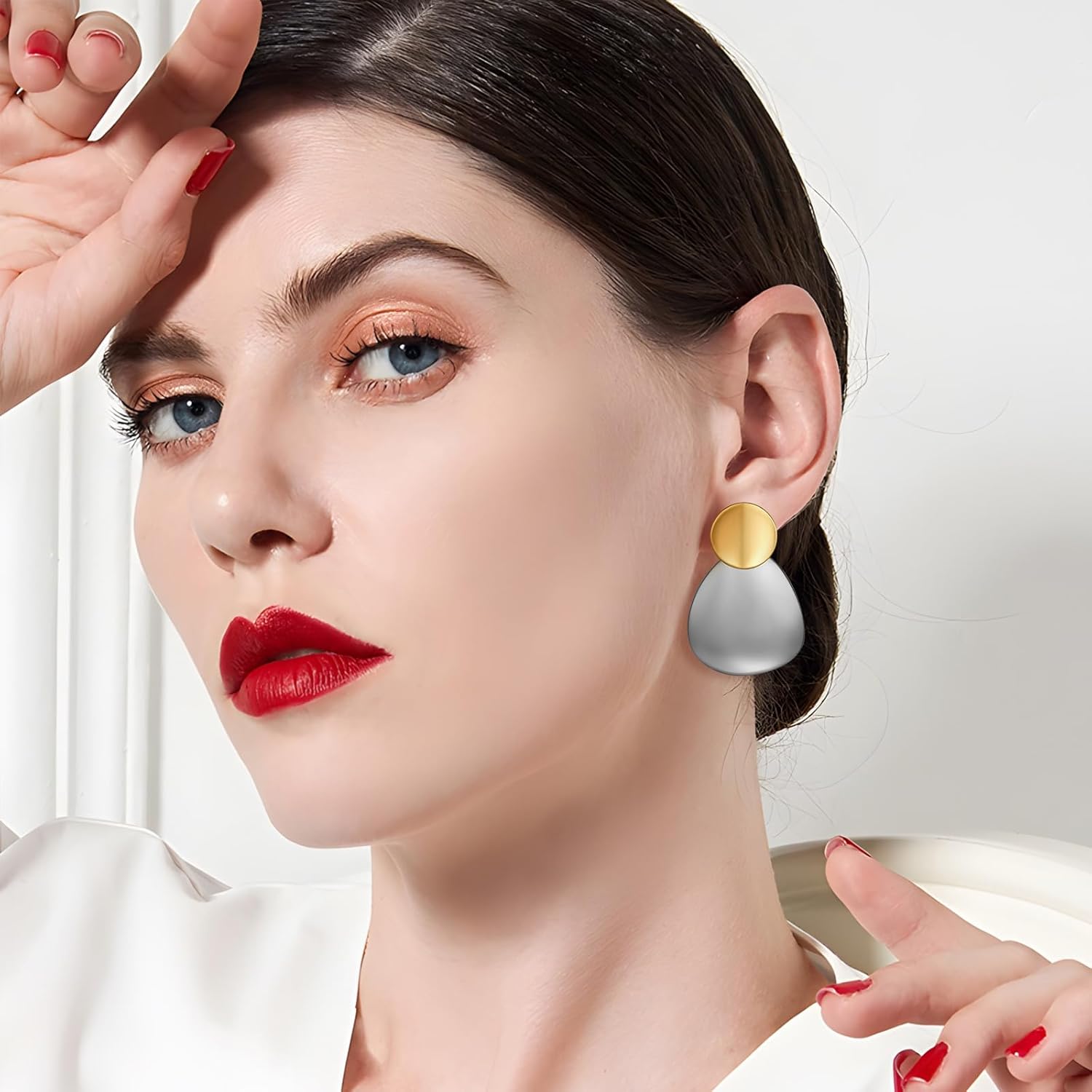 YUJIE Two Tone Gold Big Dangle Earrings Statement Hammered Drop Dangle Earrings Jewelry - Image 4