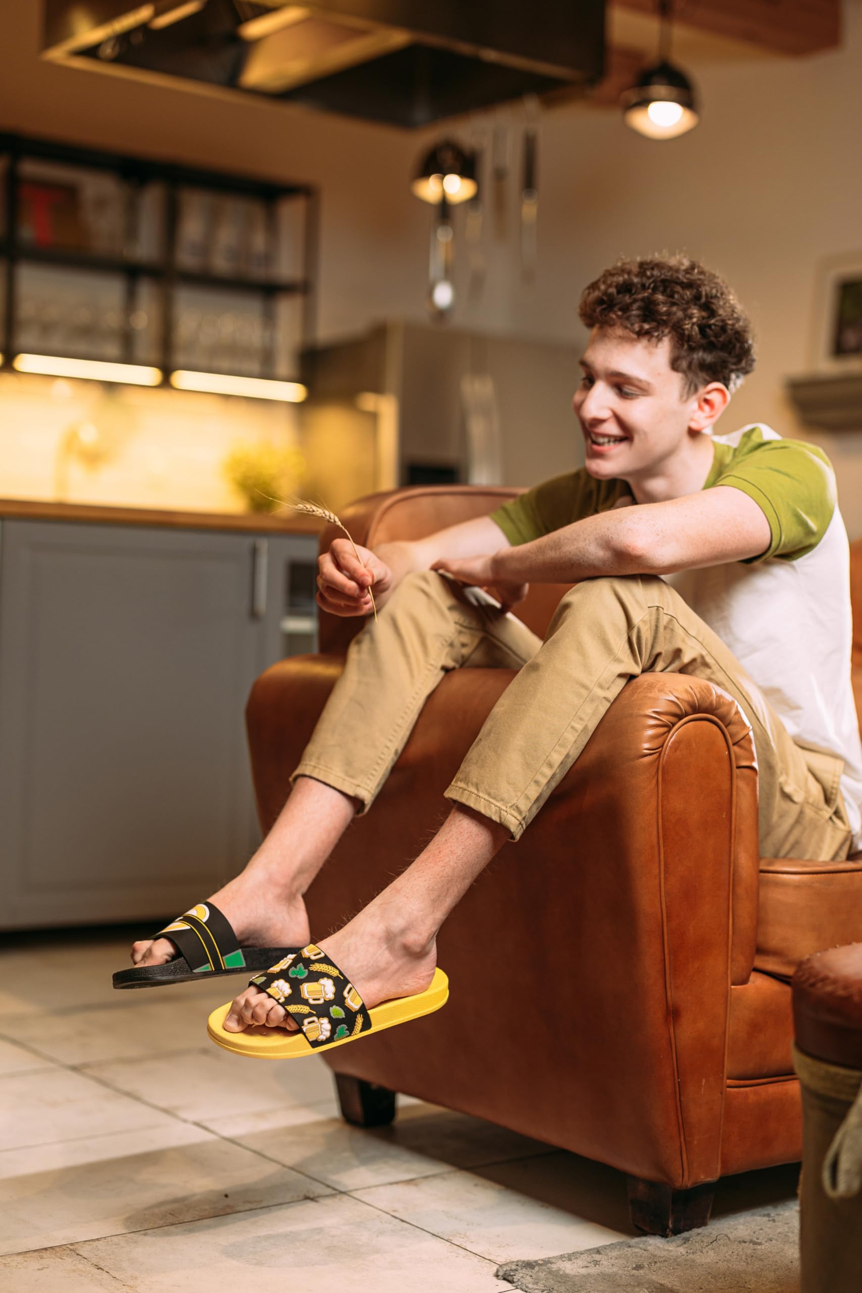 Dedoles Ciabatte & Pantofole Donna Uomo & Bambini Sandali per Spiaggia e Piscina con tanti Design Patatine Fiori Volpe Lama Nuvole Ketchup Regalo