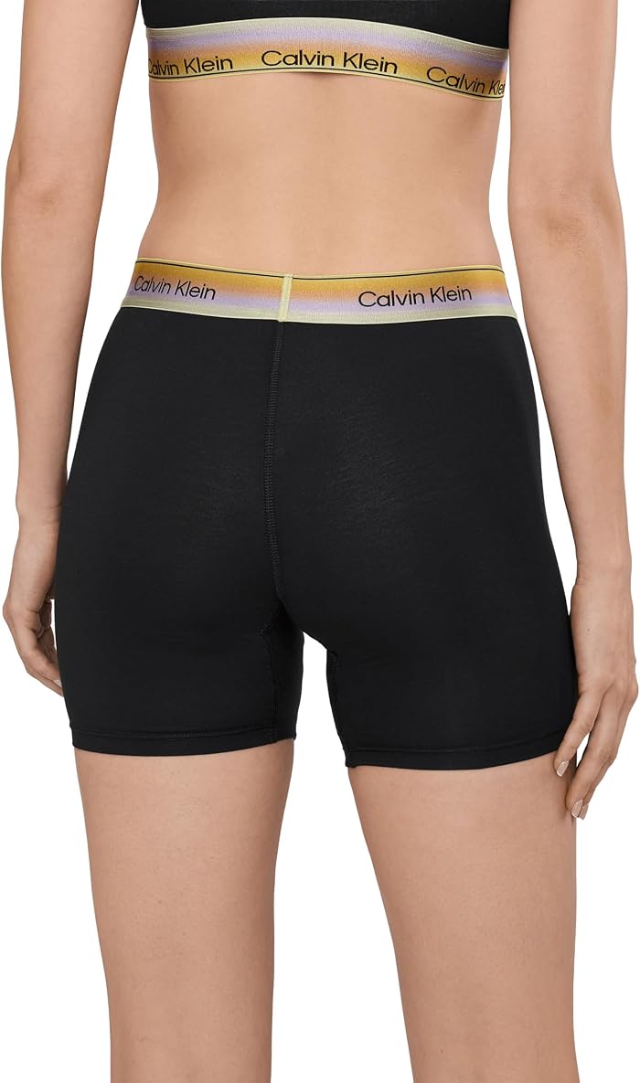 Женские трусы-боксеры Calvin Klein Pride — фото 2