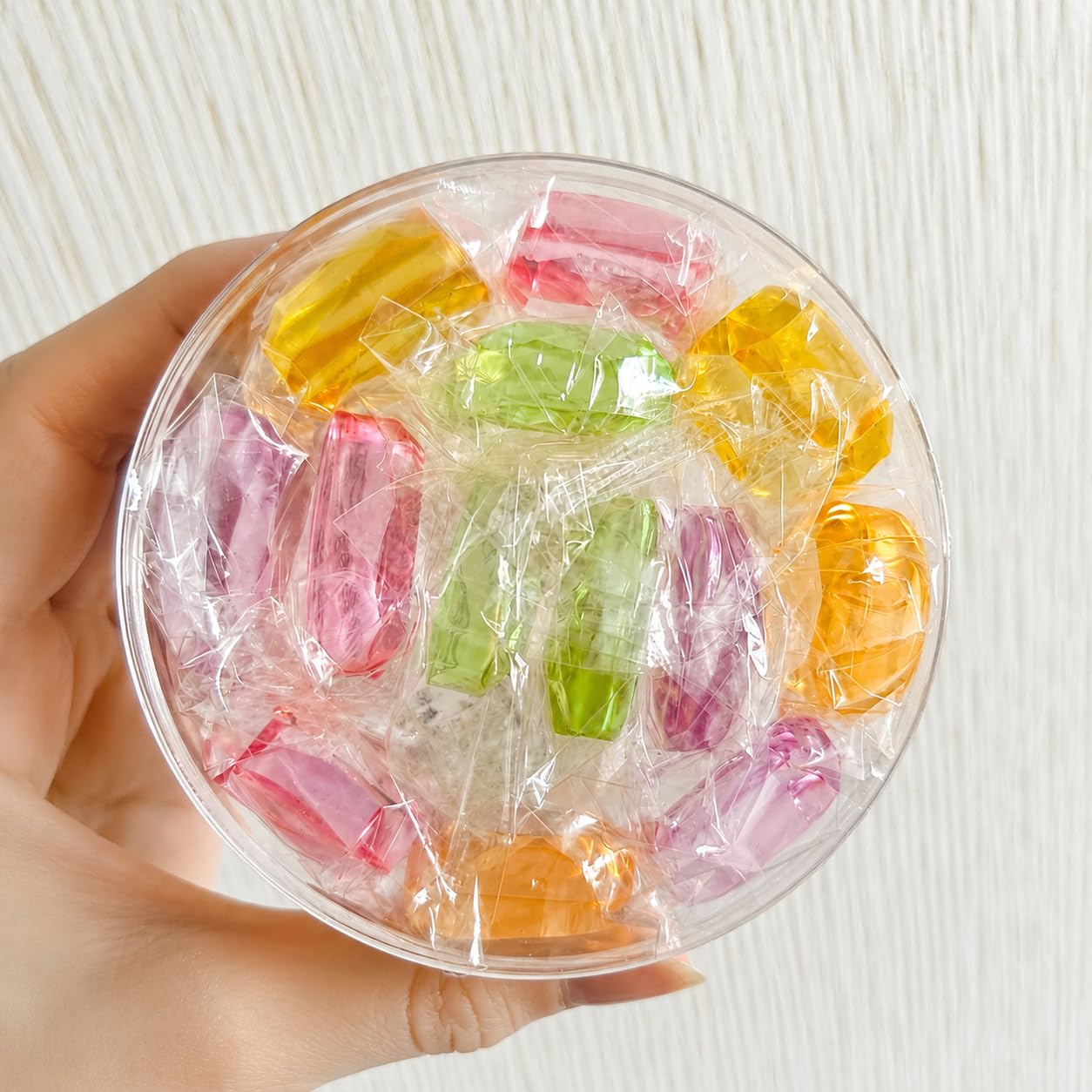 Amazon.co.jp: 宝石飴 フルーツキャンディ 箱入り 個包装 ASMR飴