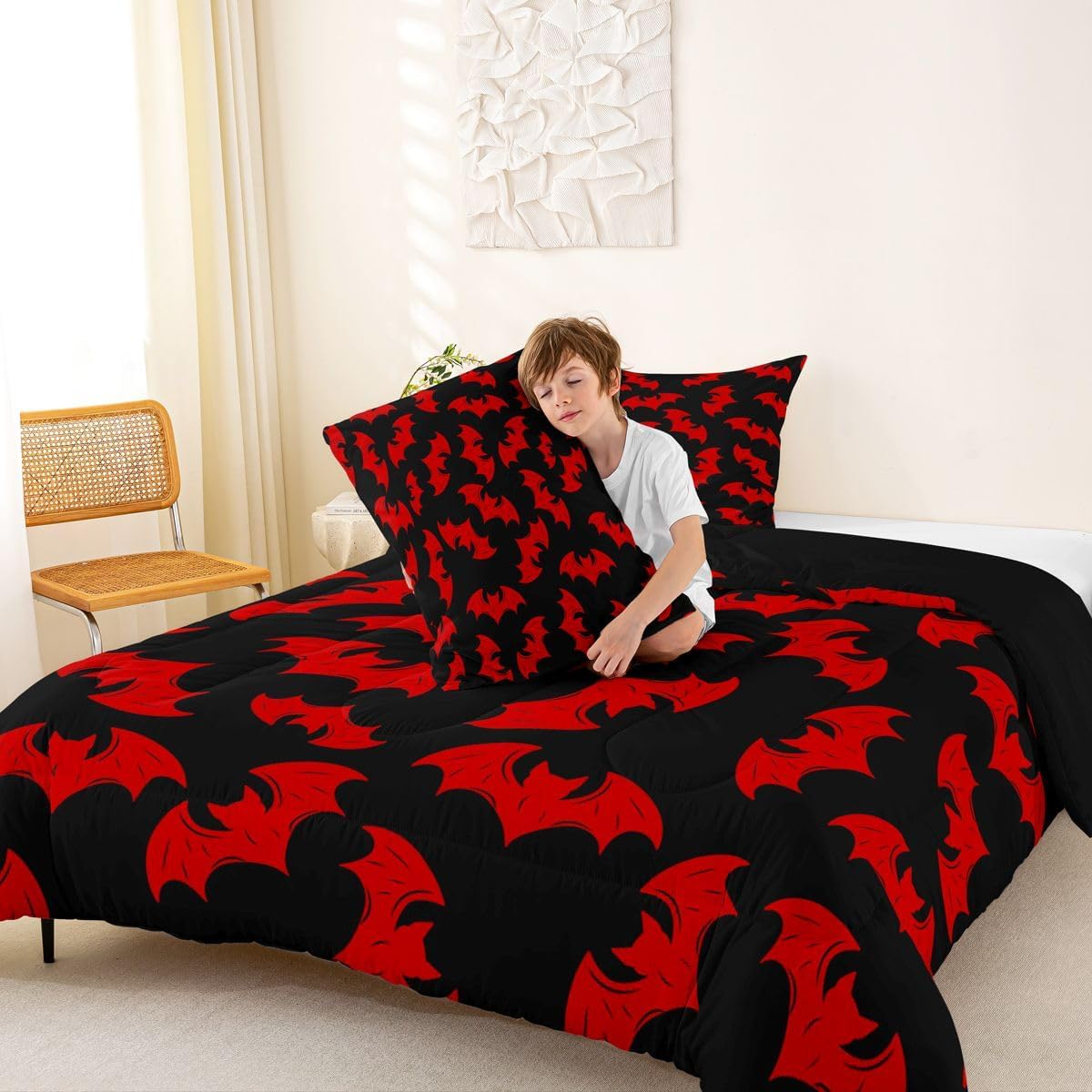 Erosebridal Red Bat King Bedding Set Halloween Bat Comforter Set Spooky Goth Gothic Animal Bed Collections Horror Halloween Duvet Quilt Sets for Kids Teens Adults