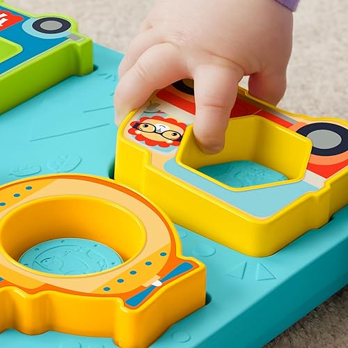 Miniatura 5 de Fisher-Price Juguete de clasificación para bebés con formas y sonidos rompecabezas de vehículo con música y luces para juegos de motricidad fina,