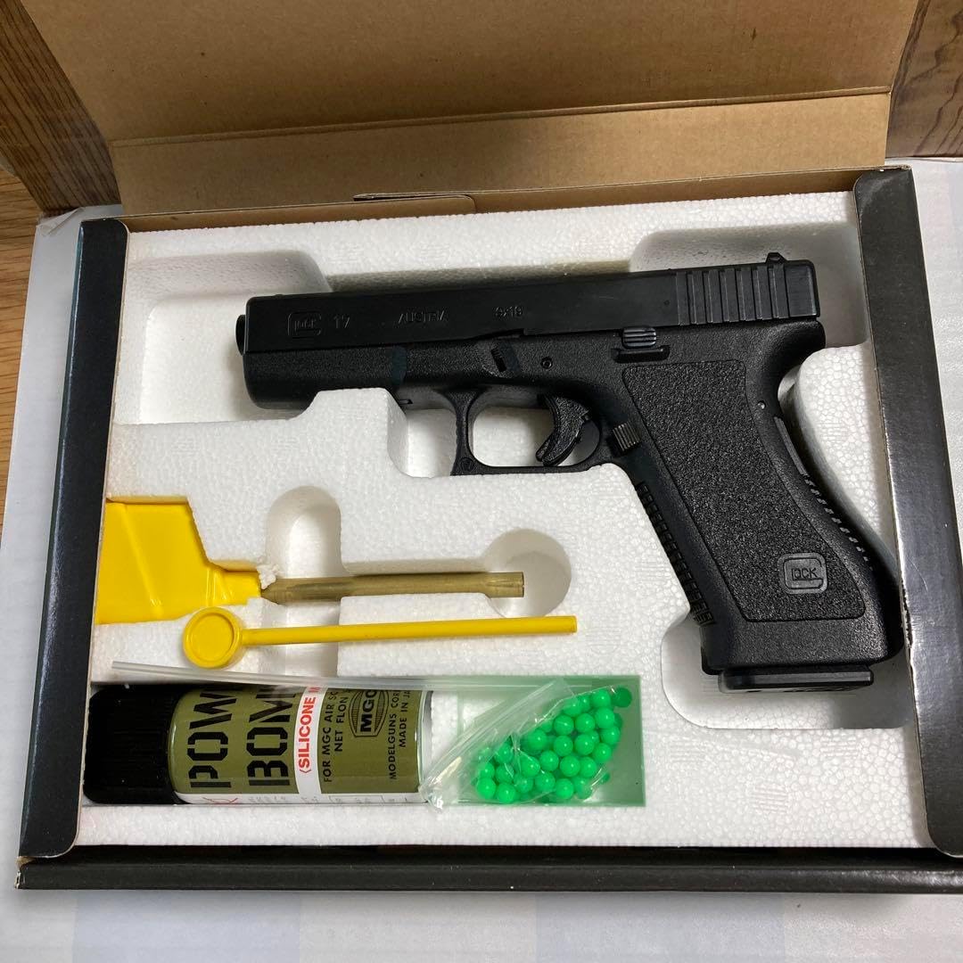 エアーソフトガン　MGC グロック17 （株）MGC製　日本製 MGC] グロック17 フルオートマティック ガスブローバック (中古