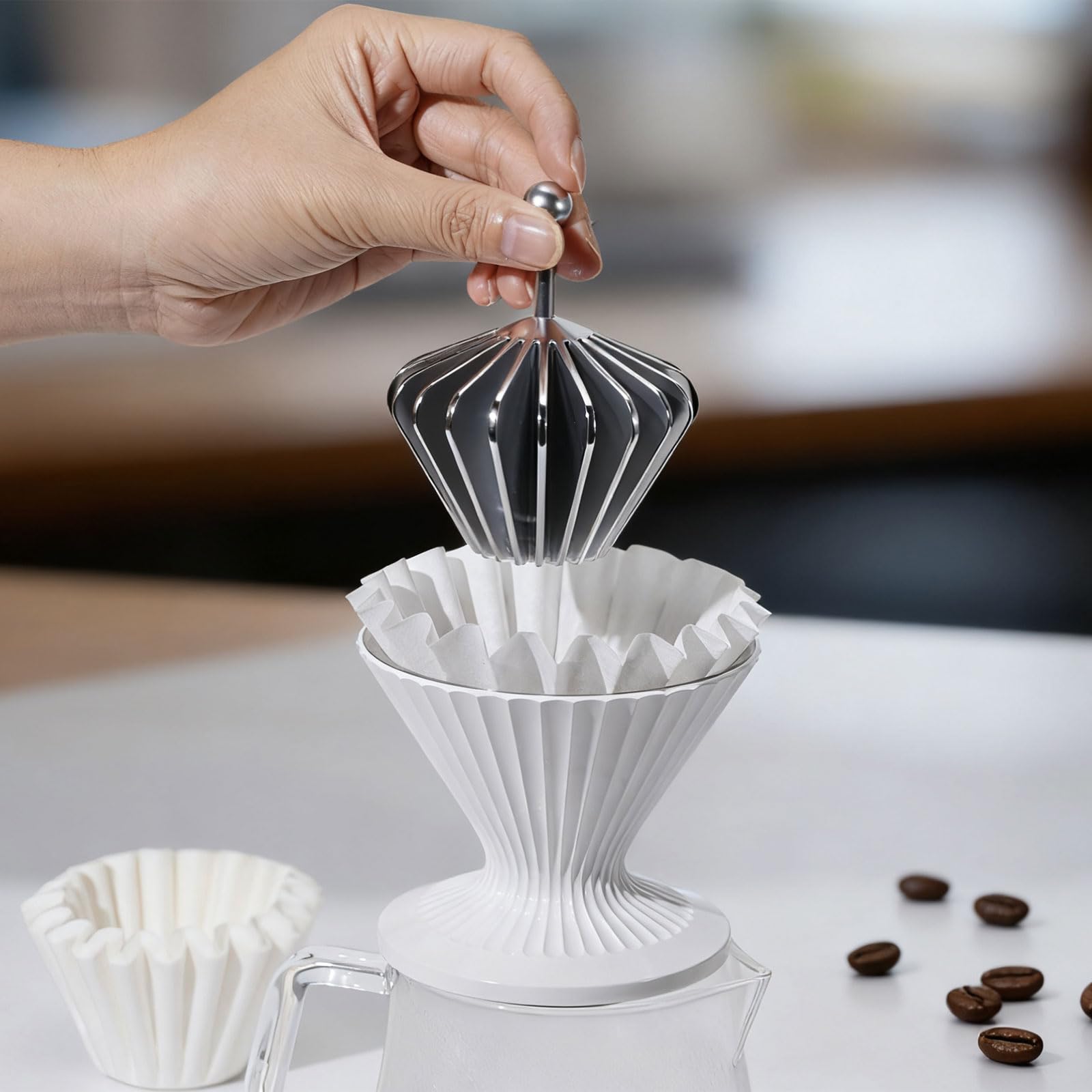Lot de 25 filtres à café en métal 3 en 1 réutilisables avec presse-papier en métal et 25 filtres en papier, entonnoir à café en forme de fleur pour voyage, camping, bureau, maison