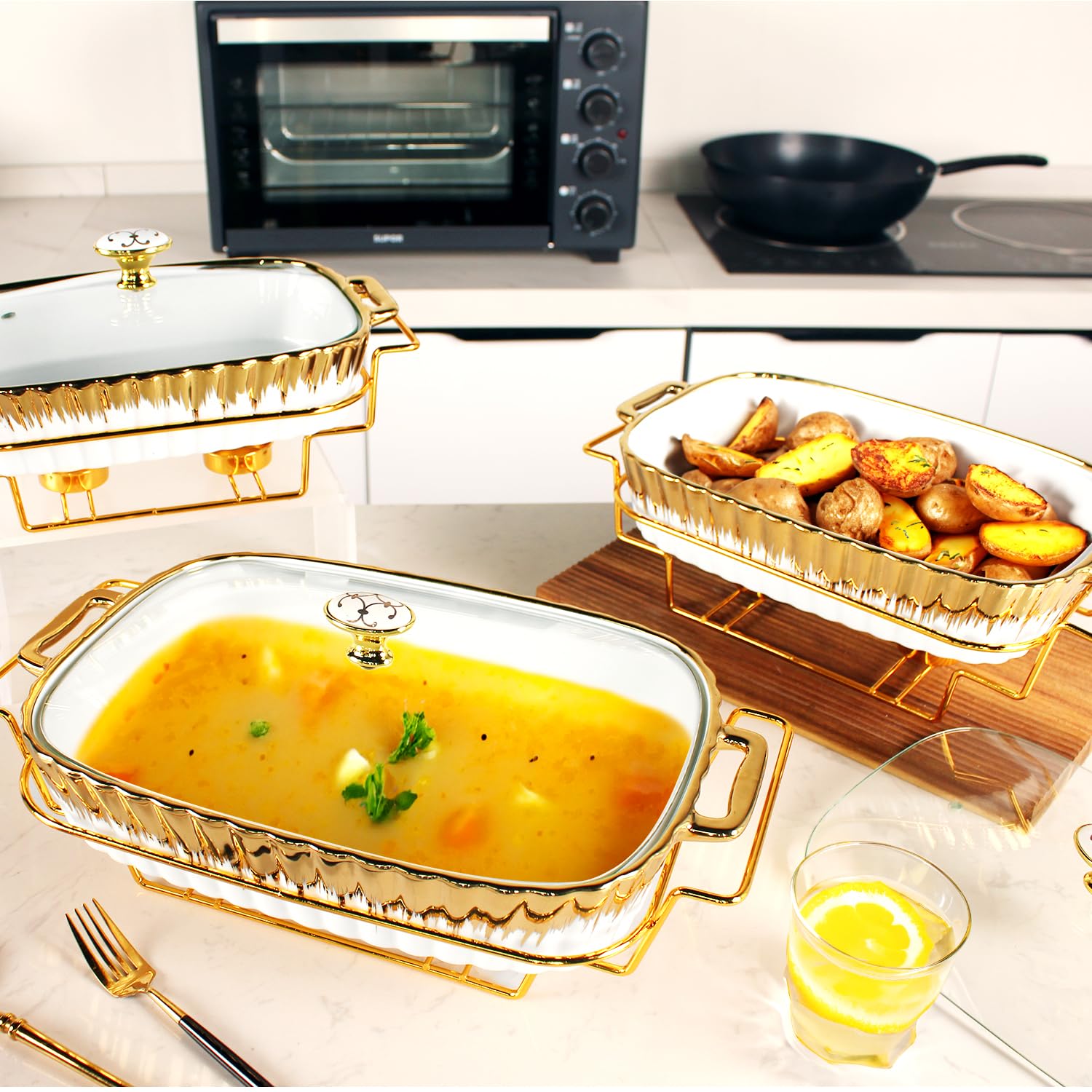 Cazuela de cerámica para hornear con tapa de vidrio y estante dorado, sartén de lasaña de 14 pulgadas de profundidad para horno, bandeja para hornear de 28 onzas con asas, apta para horno y