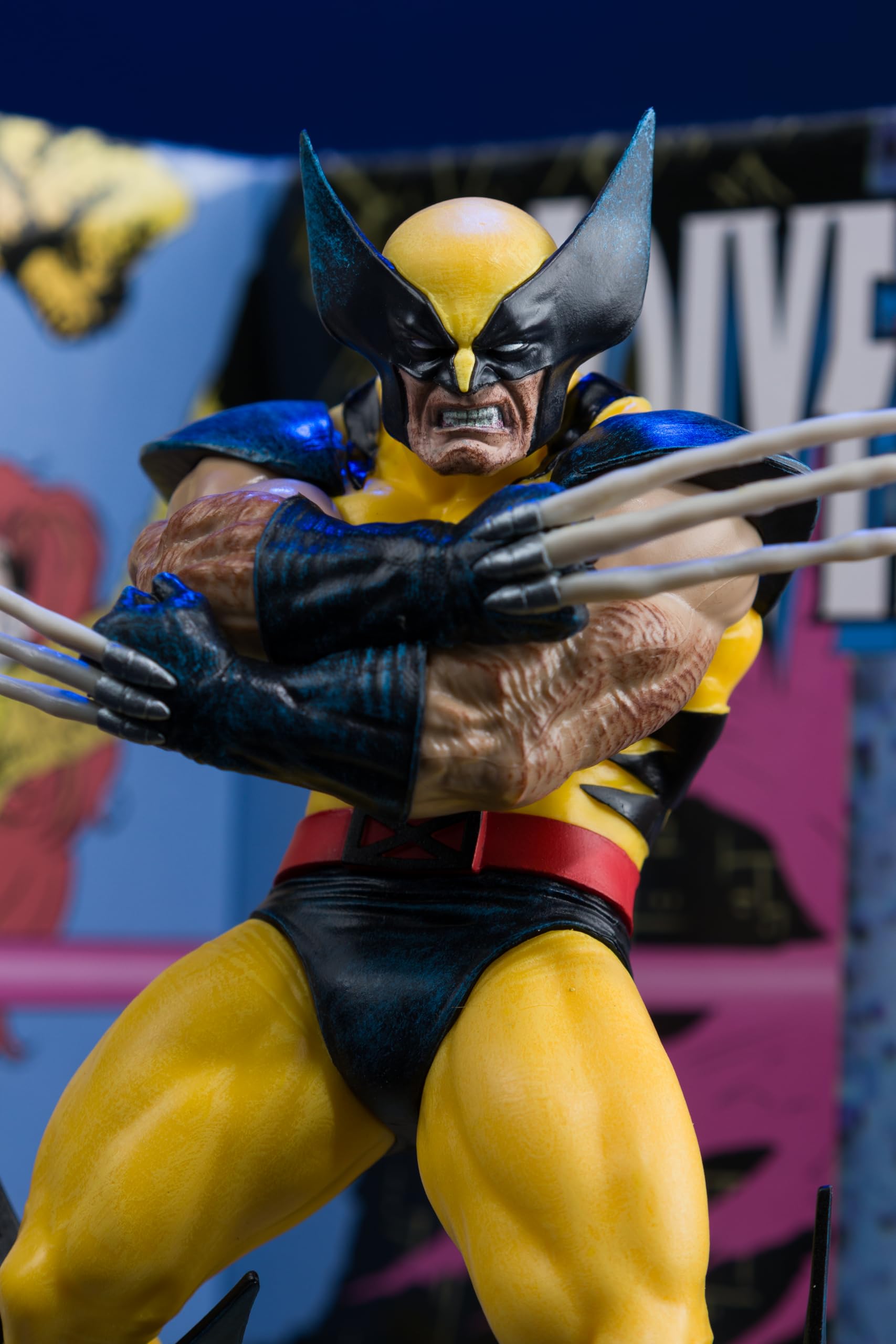 McFarlane Toys - Marvel Wolverine scala 1:10 da collezione con scena (Wolverine #85)