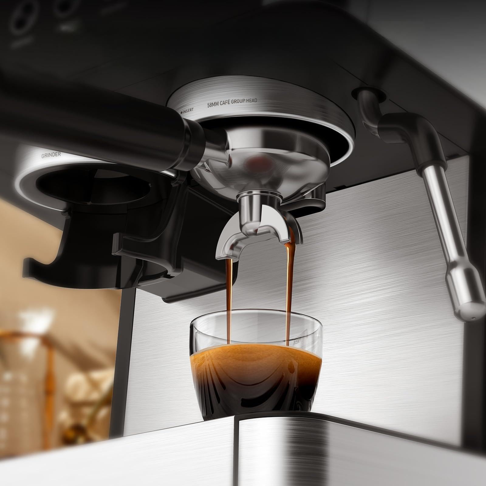 Macchina da Caffè Automatica 20 Bar con Macinacaffè 30 Livelli, Serbatoio Acqua 2,3L, Contenitore Chicchi 270g, Schiumatore Latte Auto e Funzione Cold Brew - Nero