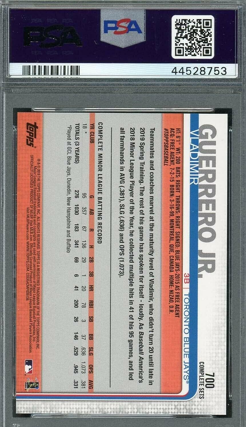 Vladimir Guerrero Jr 2019 Topps Complete Set Fielding Rookie Baseball Card #700 PSA 10