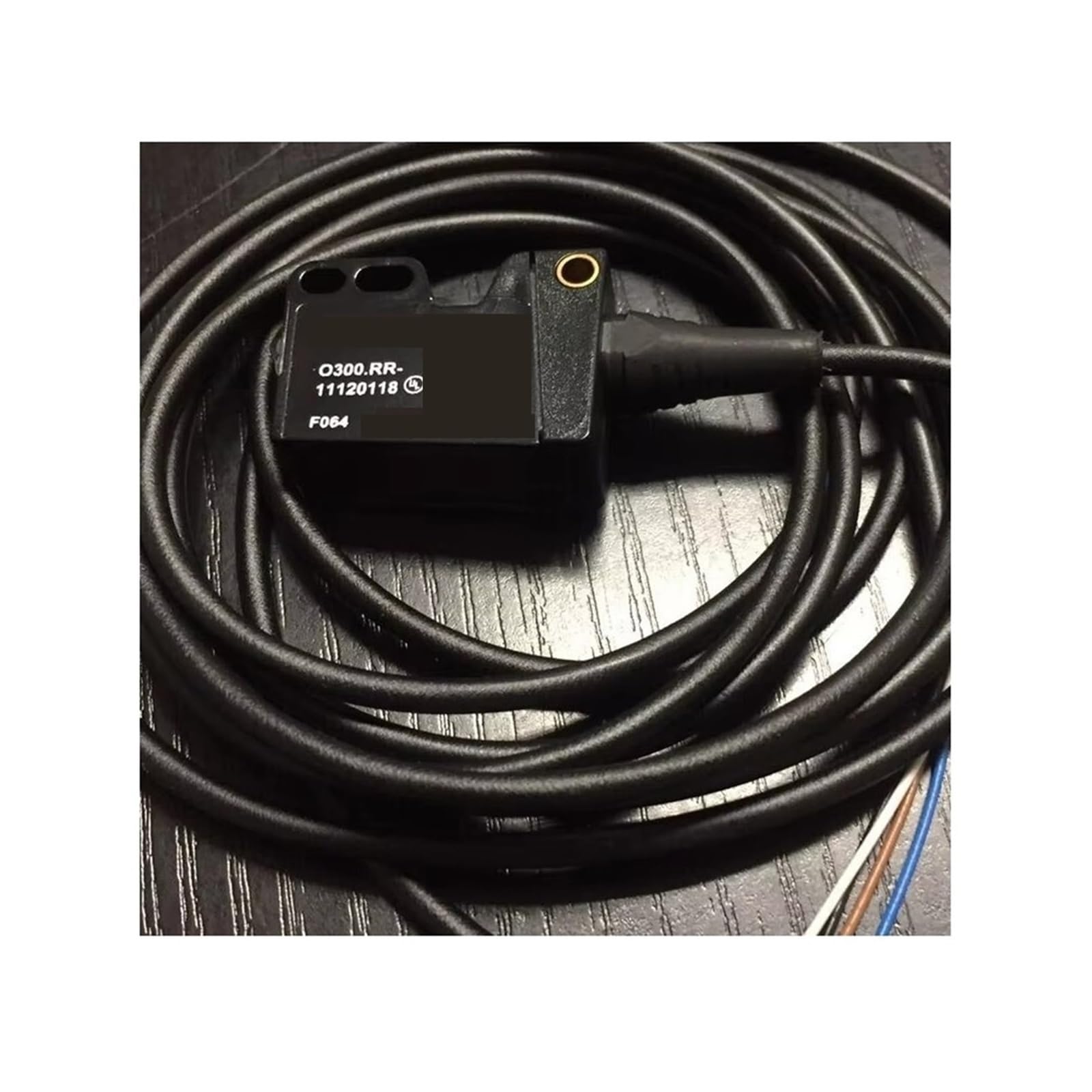 Capteur optoélectronique O300.RR-11120118 à réflexion directe compacte