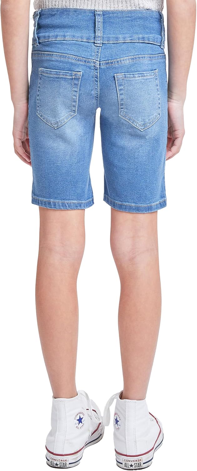 YMI Girls' Girls Essential Mid-Rise 3-Buttton Bermuda
