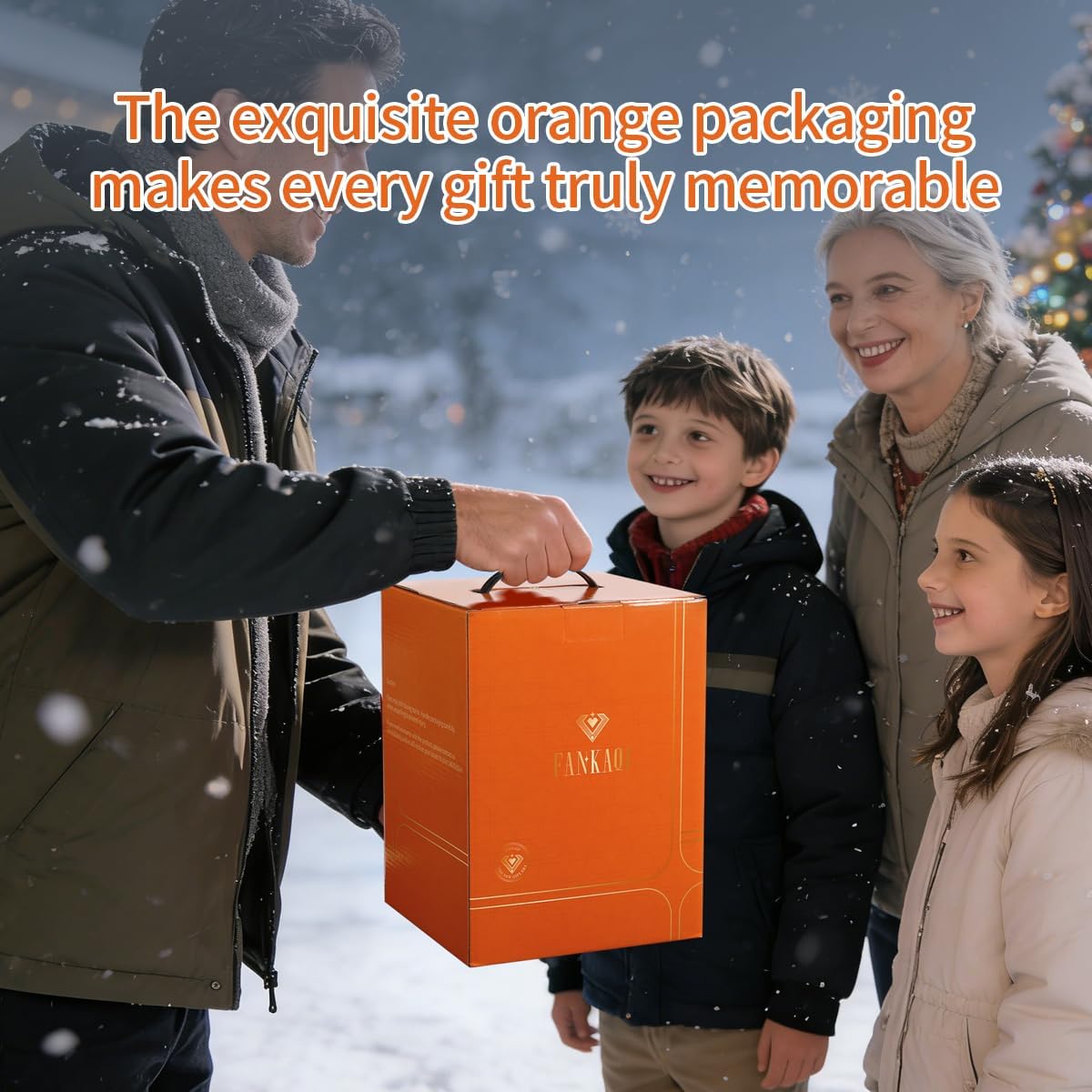 High Borosilicate Glass pitcher—Christmas tree design, dopamine-hued color scheme. Beyond serving as a vessel for all beverages, it makes an ideal gift or festive decor piece.