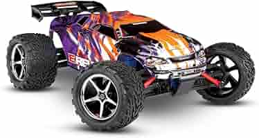 トラクサス　E-REVO　1/8？　1/10？ツインM　新品 トラクサス E-REVO 1/8？ 1/10？ツインM 新品 トラクサス E-REVO