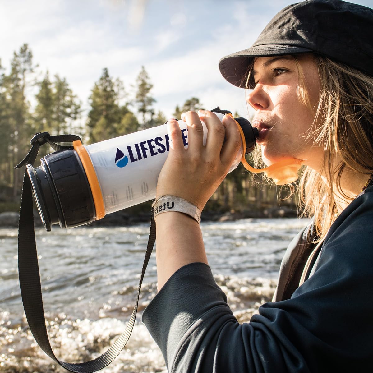 LifeSaver Filtre à eau portable et purificateur – Facile à utiliser, élimine 99,99 % des virus, bactéries et kystes, technologie Failsafe, 750 ml, approuvé par les militaires, purifie jusqu'à 6000 L
