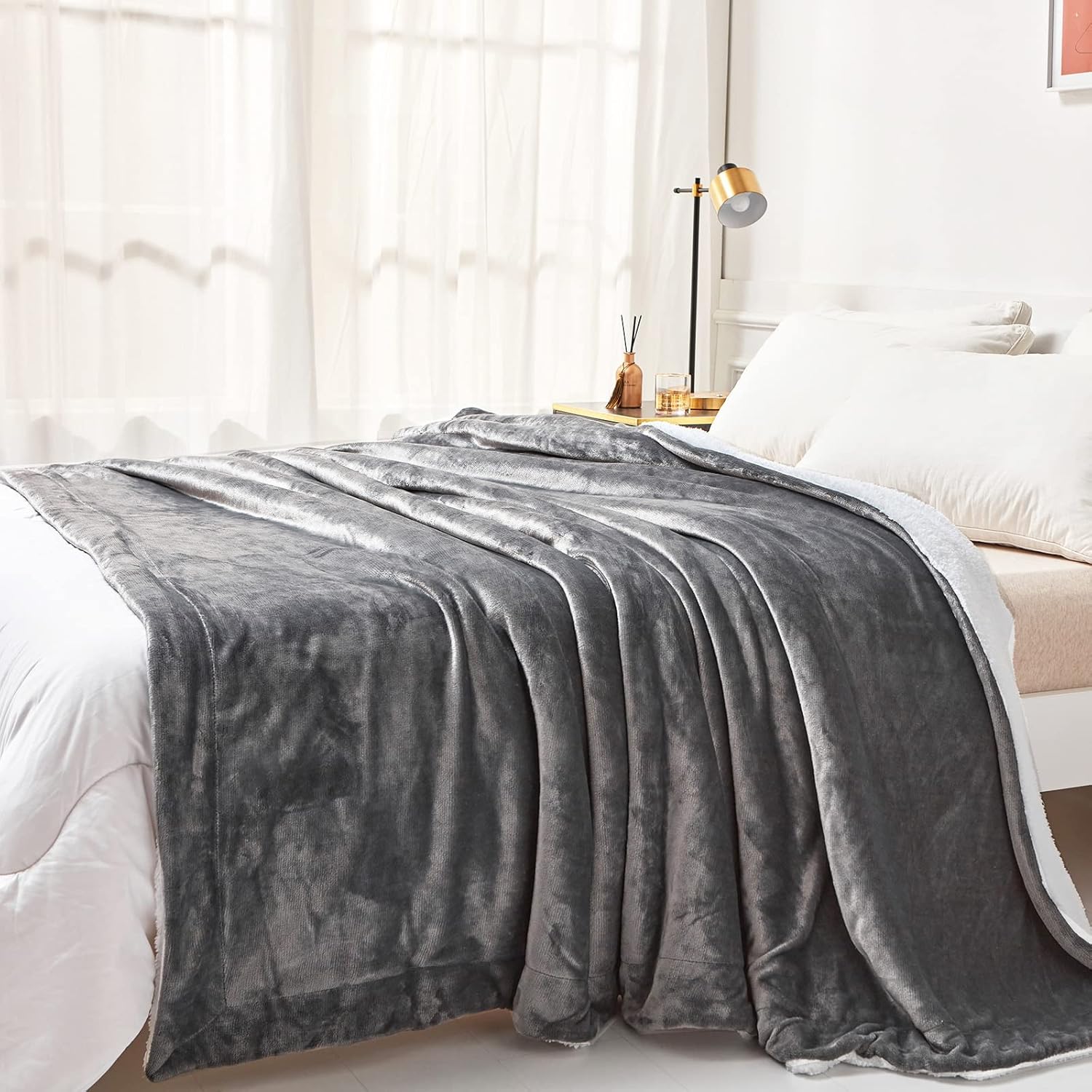 Beamlike Sherpa Fleece Blanket Super Soft Throw Blanket, Dark Grey Warm Blanket for Couch, Sofa, Chair, Plush Microfiber Blanket, 50"x60", Throw Size : Home & Kitchen