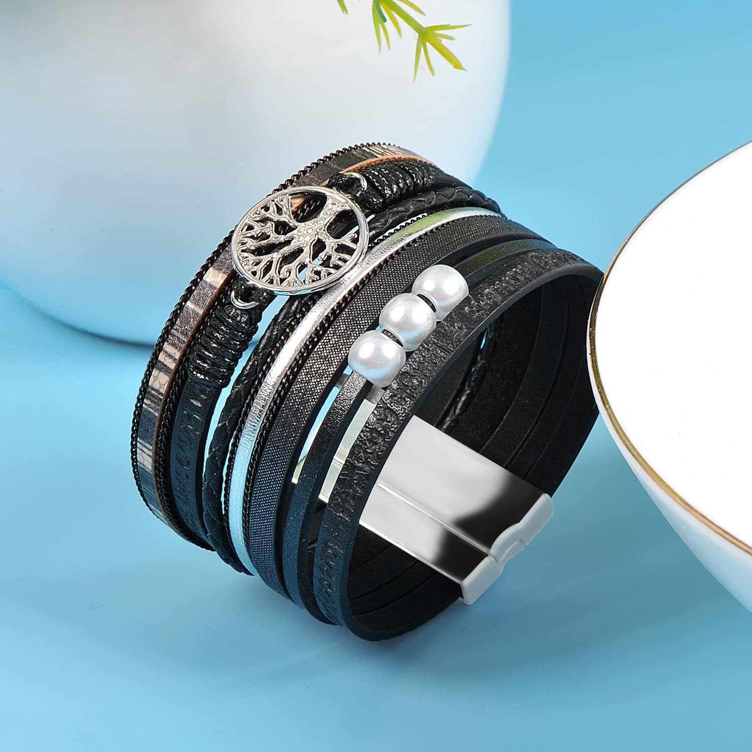 Boho Leather Wrap Bracelets Bohemian Crystal Bracelets Trendy Layered Bracelet with Magnetic Clasp Jewelry Gifts for Women