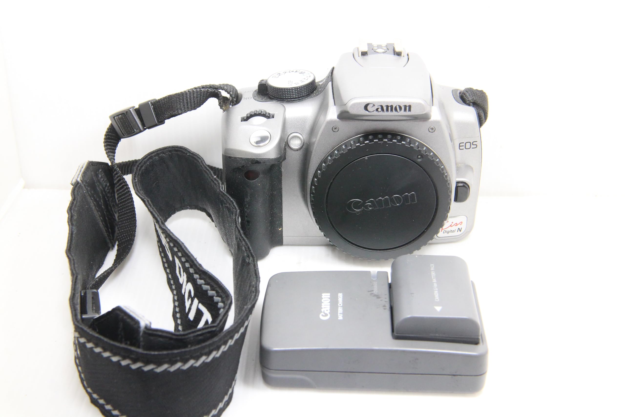 Amazon | Canon EOS KISS デジタル N シルバー ボディ 0128B001