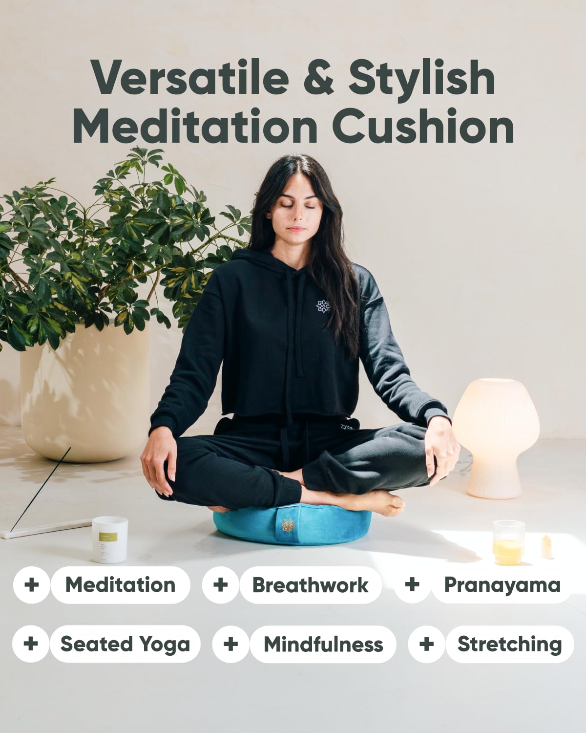 Mindful and Modern - Cojín de meditación de terciopelo – Almohada de suelo Zafu de lujo para yoga – Almohada grande de meditación de trigo sarraceno con funda extraíble de lujo en seis colores