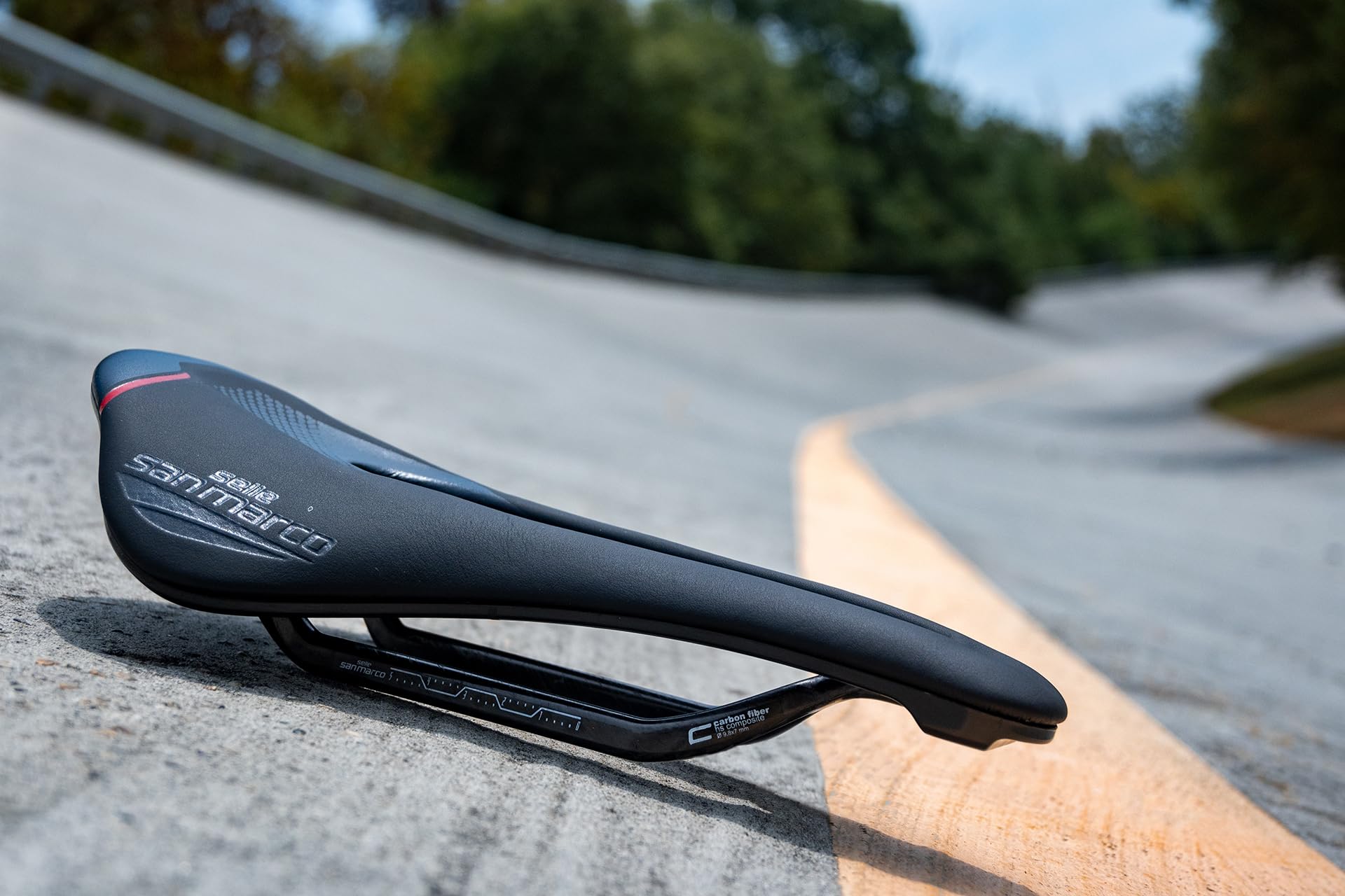 Selle San Marco SHORTFIT 2.0 Carbon FX - Sella per Bicicletta da Corsa, Telaio in Carbonio, Leggera e Performante