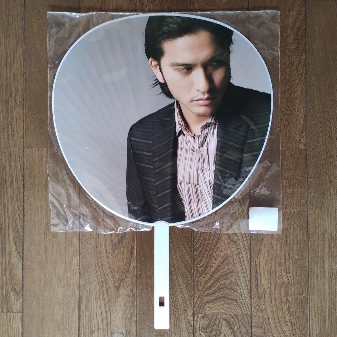 Amazon.co.jp: 長瀬智也 うちわ TOKIO LIVE TOUR OVER 30❜s