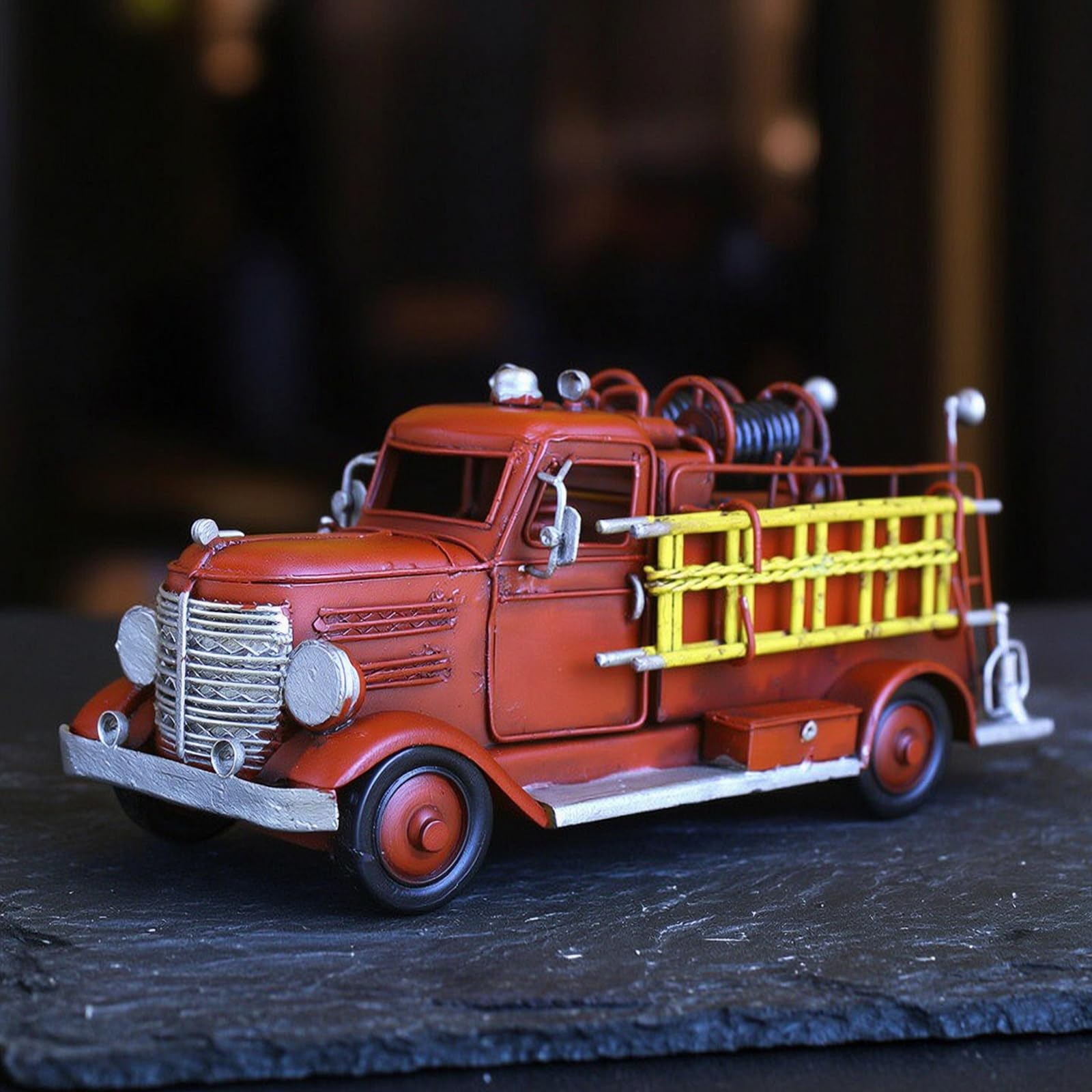 Modellino di Camion Dei Personale di Emergenza Retrò Camion Dei Personale Emergenza in Metallo da Collezione Modello Pressofuso per Collezionisti