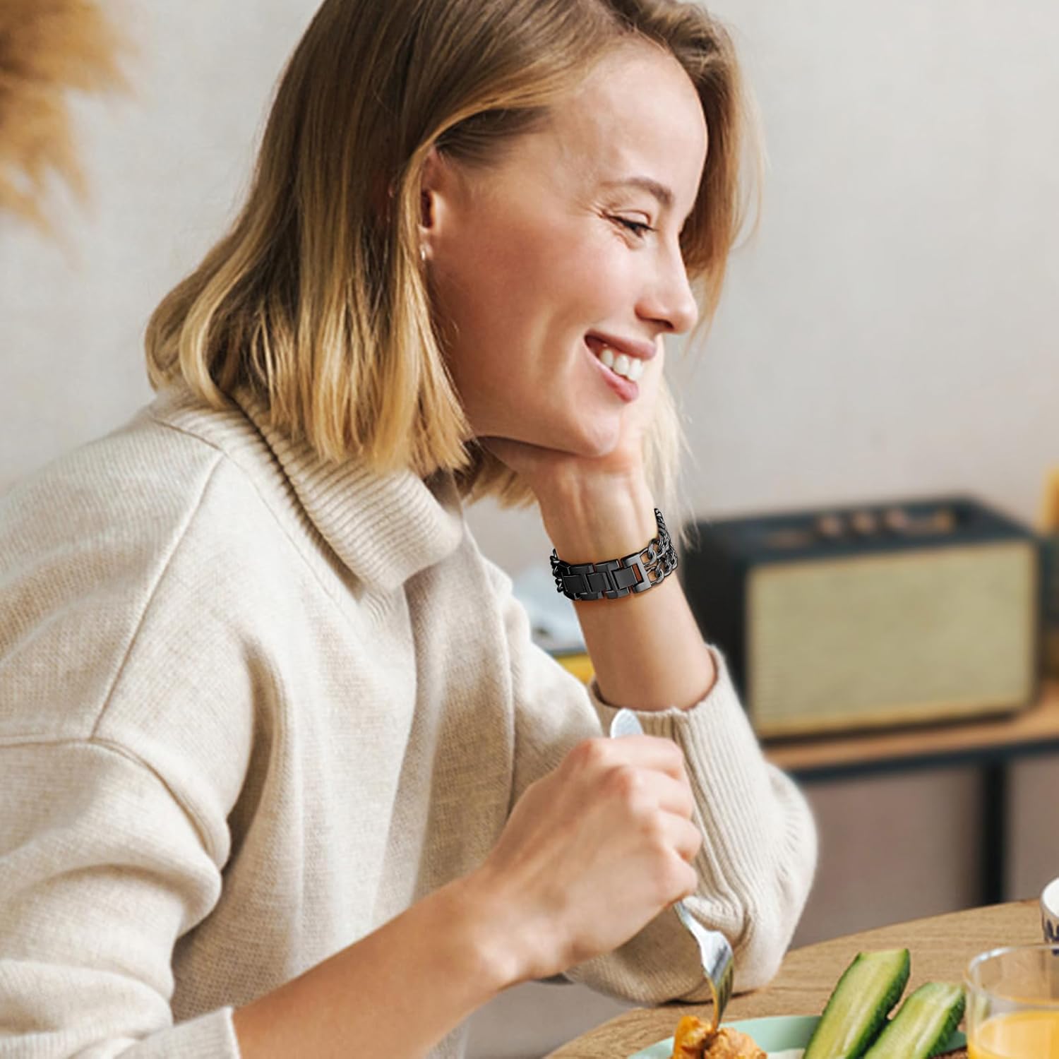 GEAK Metal Band Compatible with Apple Watch Bands for Women 40mm 38mm 41mm 42mm 44mm 45mm 46mm 49mm, Stylish Adjustable Steel Chain Link Bracelet for iWatch Series 11 10 SE Ultra 9 8 7 6 5 4 3 2 1 - Image 9