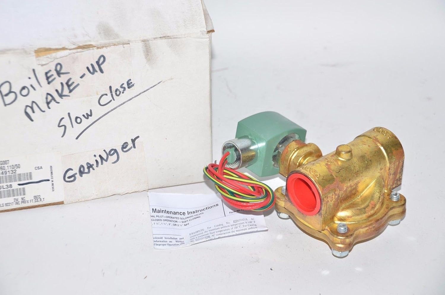ASCO 8221G007-120/60,110/50 Brass Body Pilot Operated Slow Closing Solenoid Valve, 1" Pipe Size, 2-Way Normally Closed, Nitrile Butylene Sealing, 1" Orifice, 11.5 Cv Flow, 120V/60 Hz, 110V/50 Hz