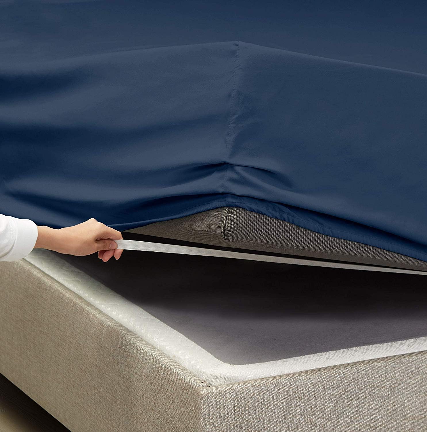 Tencel Sheets Cal-King Size Bed Sheets 4pc Set, 100% Eucalyptus Lyocell Sheets Set, Silky Soft & Breathable, Moisture Wicking,Temperature Regulating, Percale Weave Bed Set 16" Deep Pockets- Navy Blue
