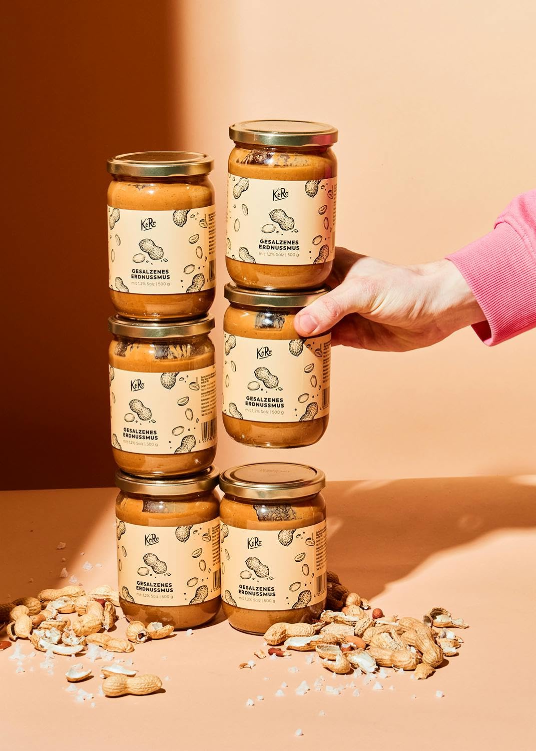 KoRo - Gesalzenes Erdnussmus 6 x 500 g - Vegan - Nussmus aus gerösteten Erdnüssen und einer Prise Salz - Ohne Palmöl und ohne Zuckerzusatz* - Proteinquelle