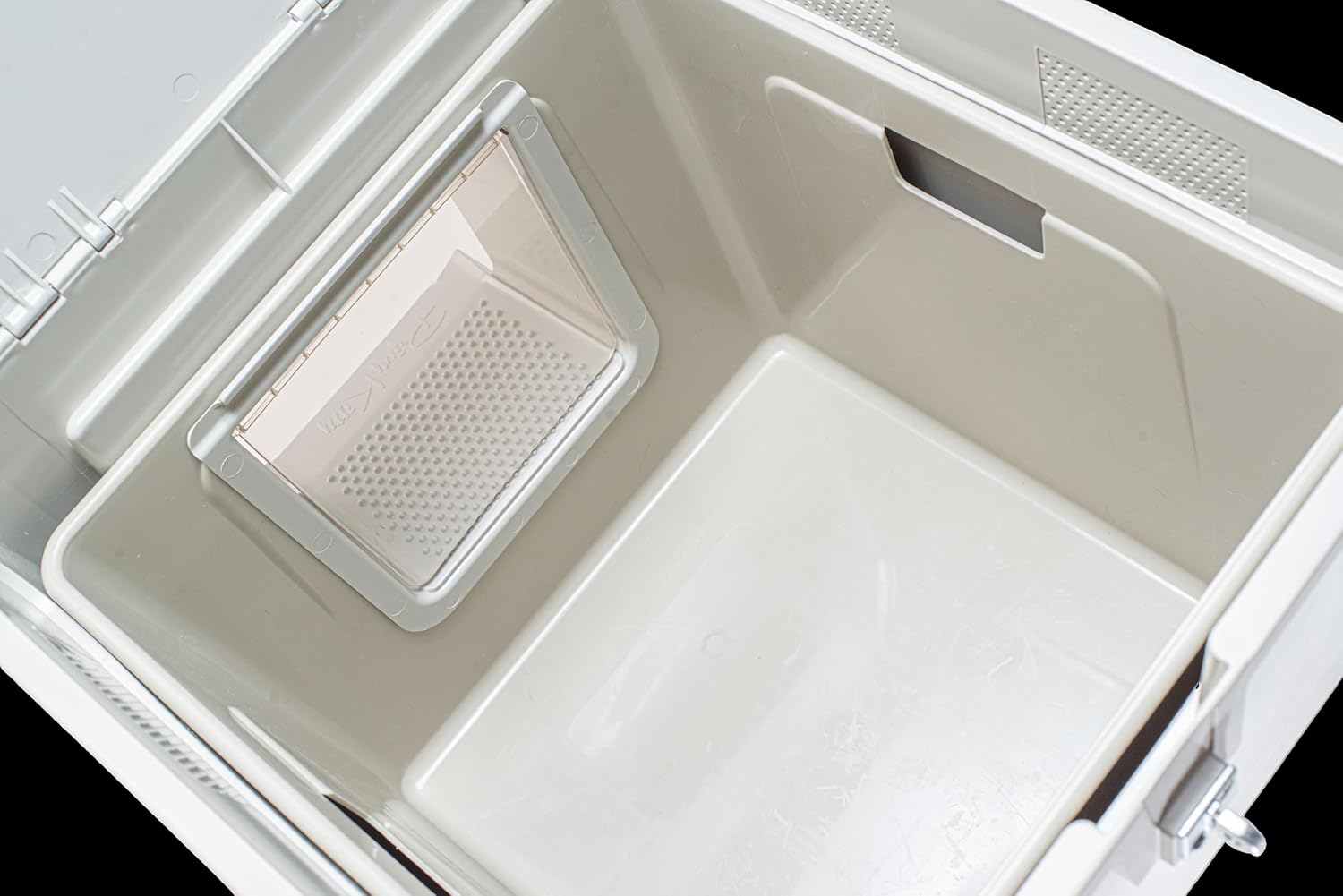 Outdoor Litter Box for Indoor Cats, Wall-Mounted Design, High Walled, Covered, Durable, Waterproof, Vented, Vapor Flap, Removable & Reusable Liner, Lined Portal with Paw Mat