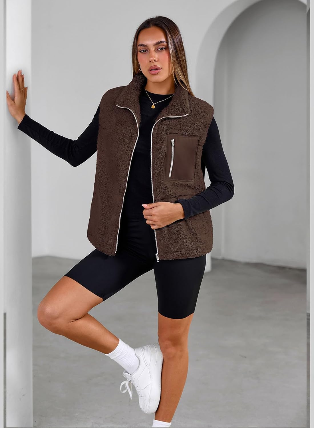 SimpleFun Women's Fuzzy Fleece Vest Trendy Zip Up Sleeveless Sherpa Jacket Stand Collar Winter Coat Outerwear with Pockets - Image 6