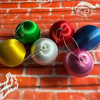 Amazon | 昭和レトロなクリスマスツリー 小 ボールセット | クリスマス