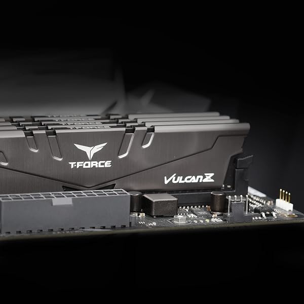 TEAMGROUP Team T-force Vulcan Z 16Gb Silver Heatsink 2 X 8Gb Ddr4 3200Mhz Dimm System Memo in use