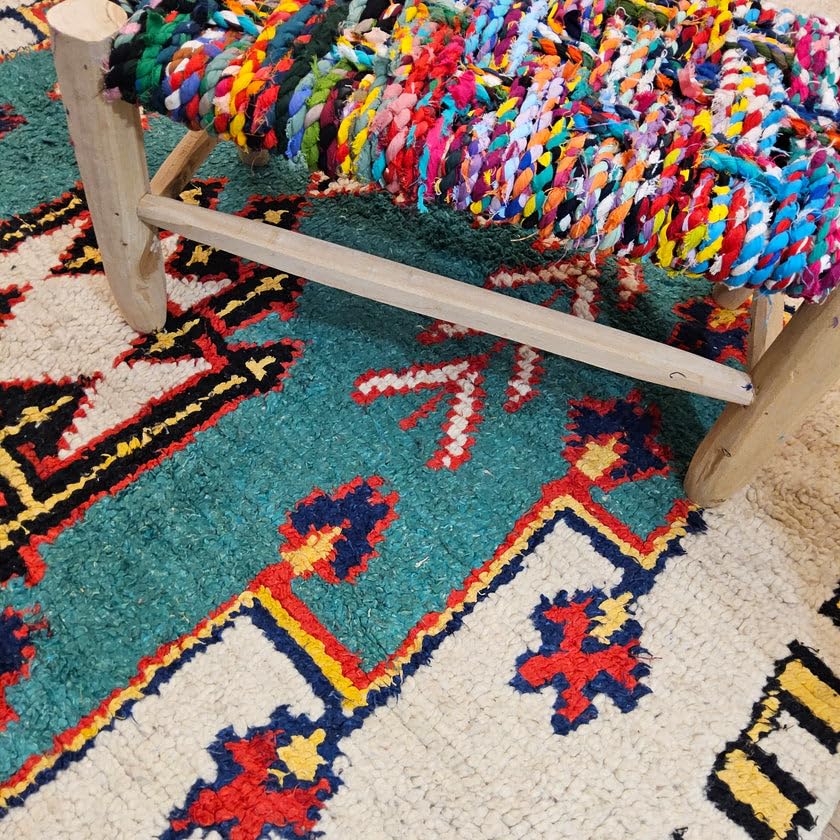 Générique Tifinagh Shop - Tapis Berbère Boujaad Authentique - Fait Main en Laine – 224 x 145 cm – Tapis Marocain Artisanal du Maroc