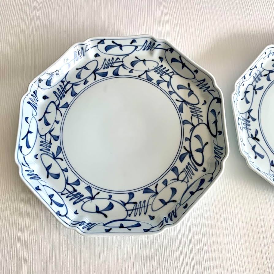 【有田焼】【岩徳窯】　希少　小物入れ　置物　灰皿 有田焼】【岩徳窯】 希少 小物入れ 置物 灰皿