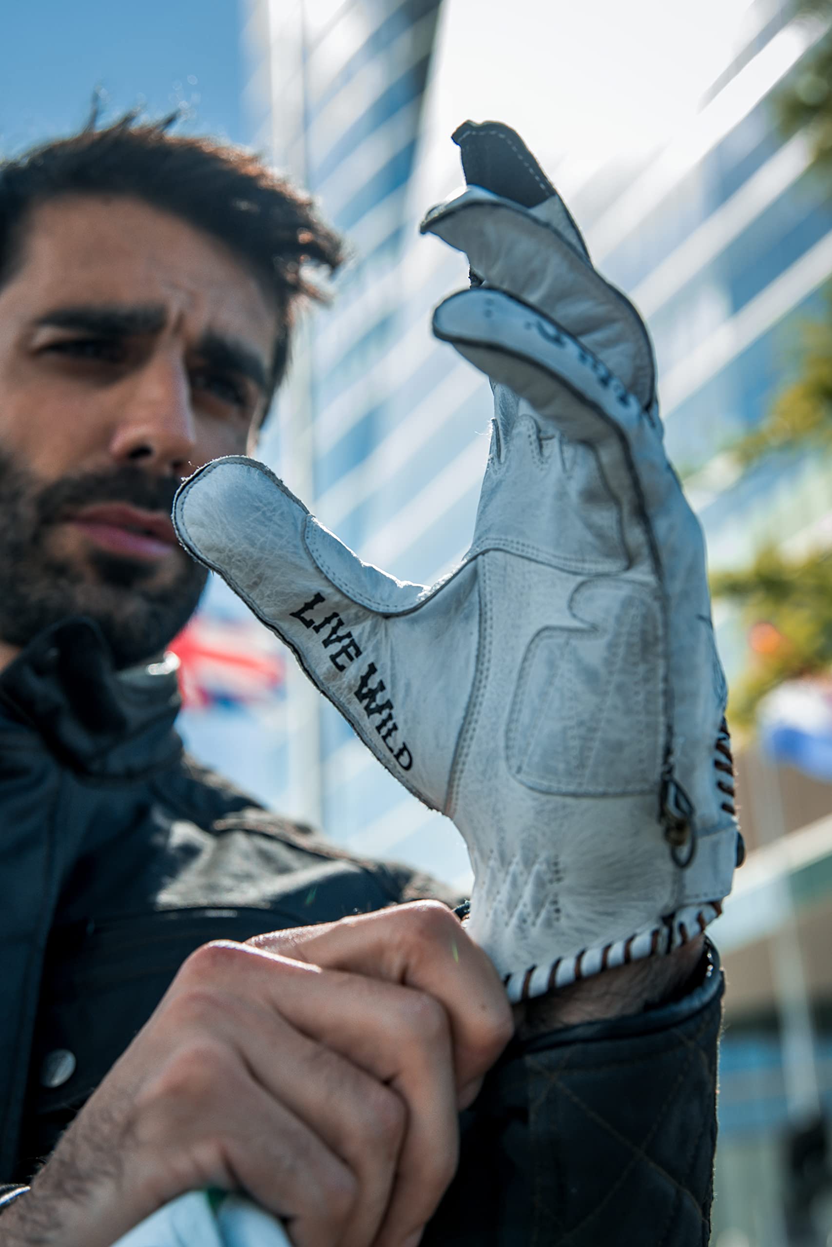 BY CITY | Gants D'été Pour Moto Second Skin Man | Gants En Cuir | Protections Rigides Sur Les Articulations | Zones Rembourrées | Renforcement Anti- Abrasion Dans La Paume | Respirant