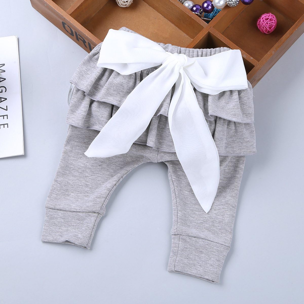 Feeshow Baby Girls Cute Cotton Bowknot Pants Toddler Lacework Ruffle Bloomers Leggings