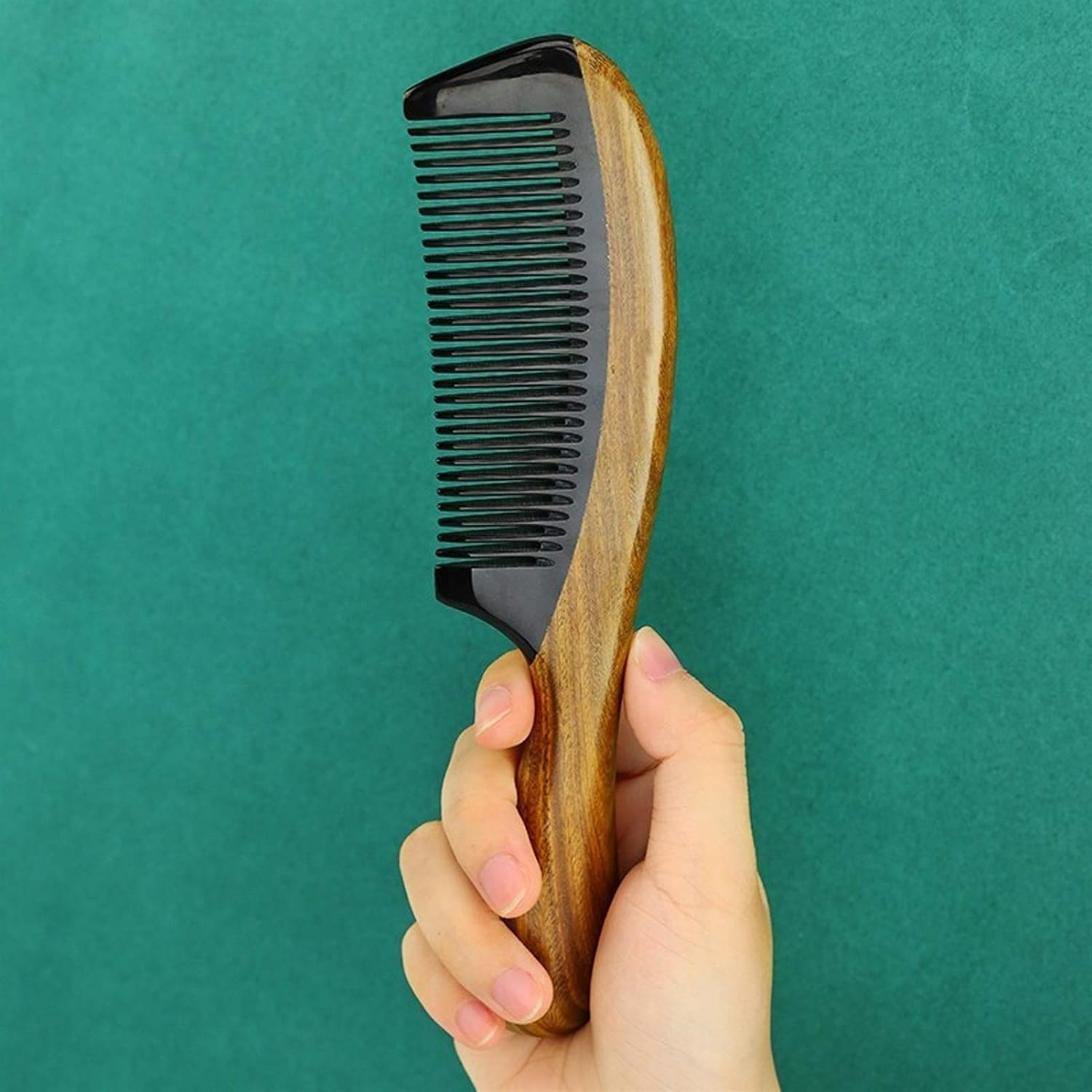 Exquisite Comb Handmade Green Sandalwood Comb Dense Tooth Horn Comb,Natural Wooden Sandalwood Comb Send Family and Friends Hair comb