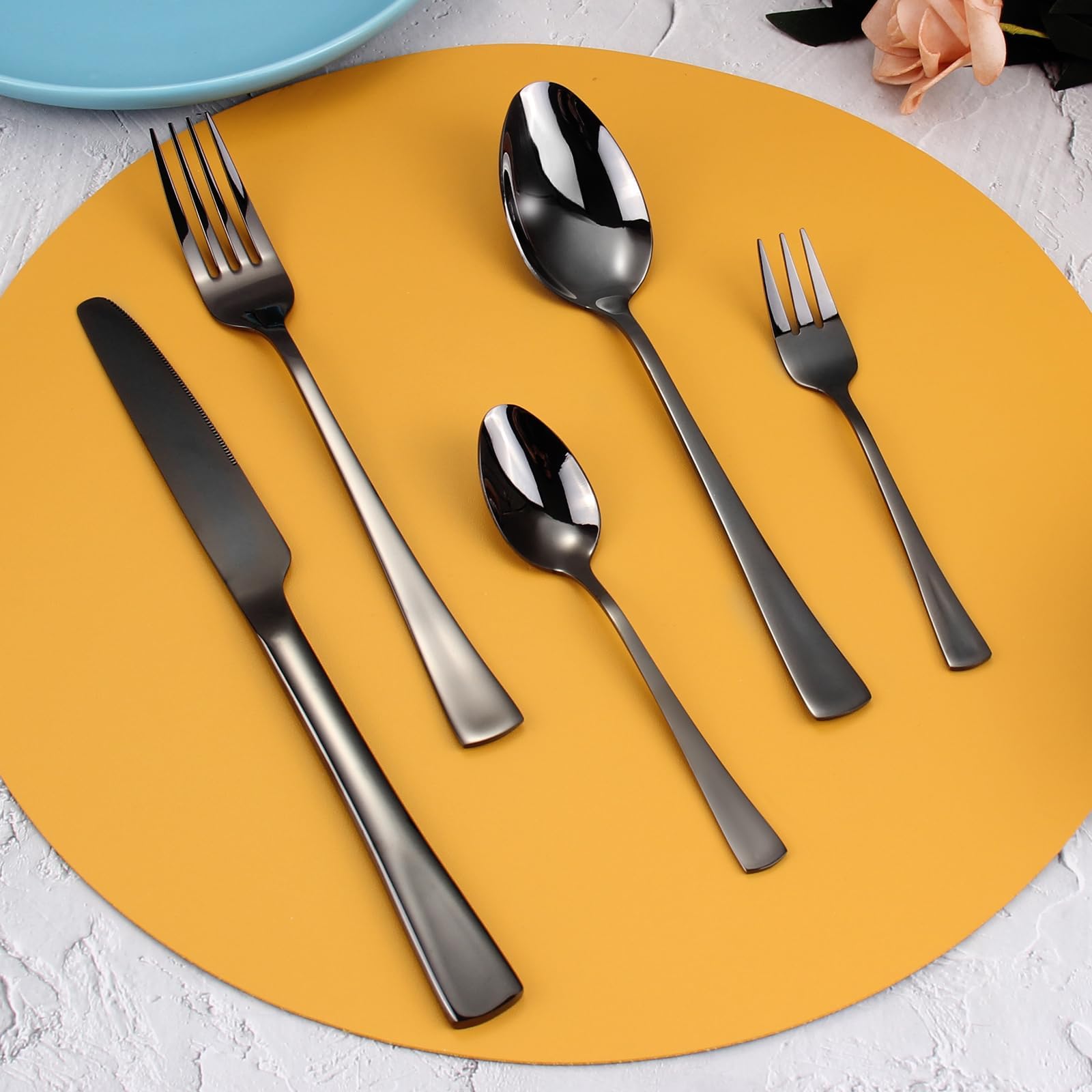 Targizer Schwarz Besteck Set 6 Personen,30 teilig Besteck aus Hochwertiges Edelstahl,Schwarz Besteckset mit Messern, Gabeln und Löffeln, Hochglanzpoliert und Spülmaschinenfest