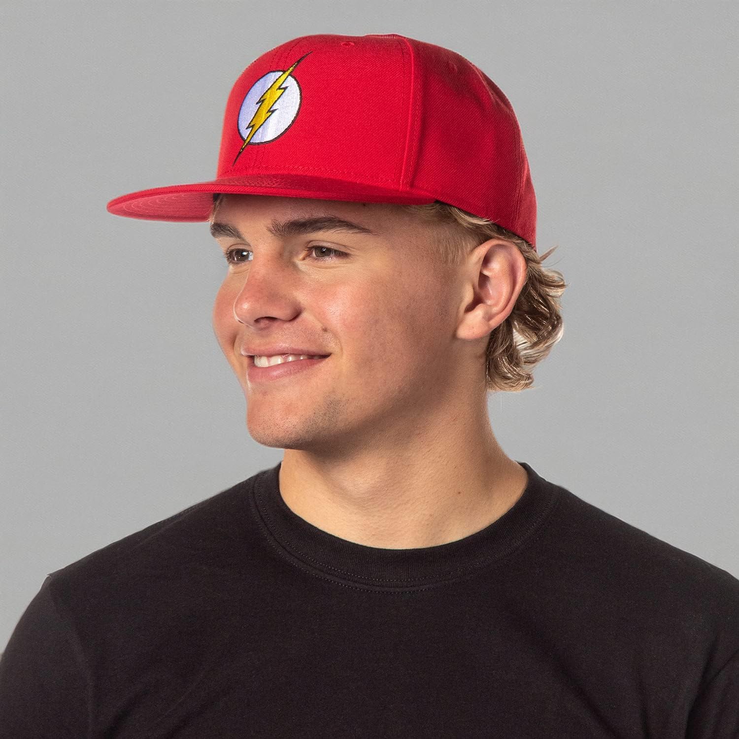 DC Comics The Flash Licensed Embroidered Logo Snapback Cap Hat - Image 5