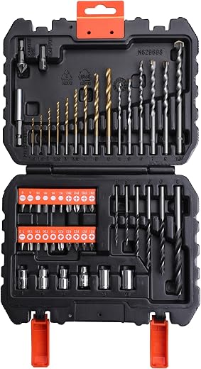 🚫 [CADUCADO] 🔥 BLACK+DECKER Kit de 50 Piezas, Brocas de Titanio para Metal 5 – 6 mm, Brocas para Mampostería 4 – 10 mm, Brocas para Madera 3 – 7 mm, Puntas de Destornillador, Portapuntas Magnético – A7188-XJ