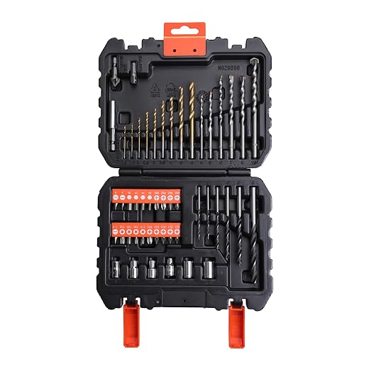 BLACK+DECKER Kit de 50 Piezas, Brocas de Titanio para Metal 5 - 6 mm, Brocas para Mampostería 4 - 10 mm, Brocas para Madera 3 - 7 mm, Puntas de Destornillador, Portapuntas Magnético - A7188-XJ