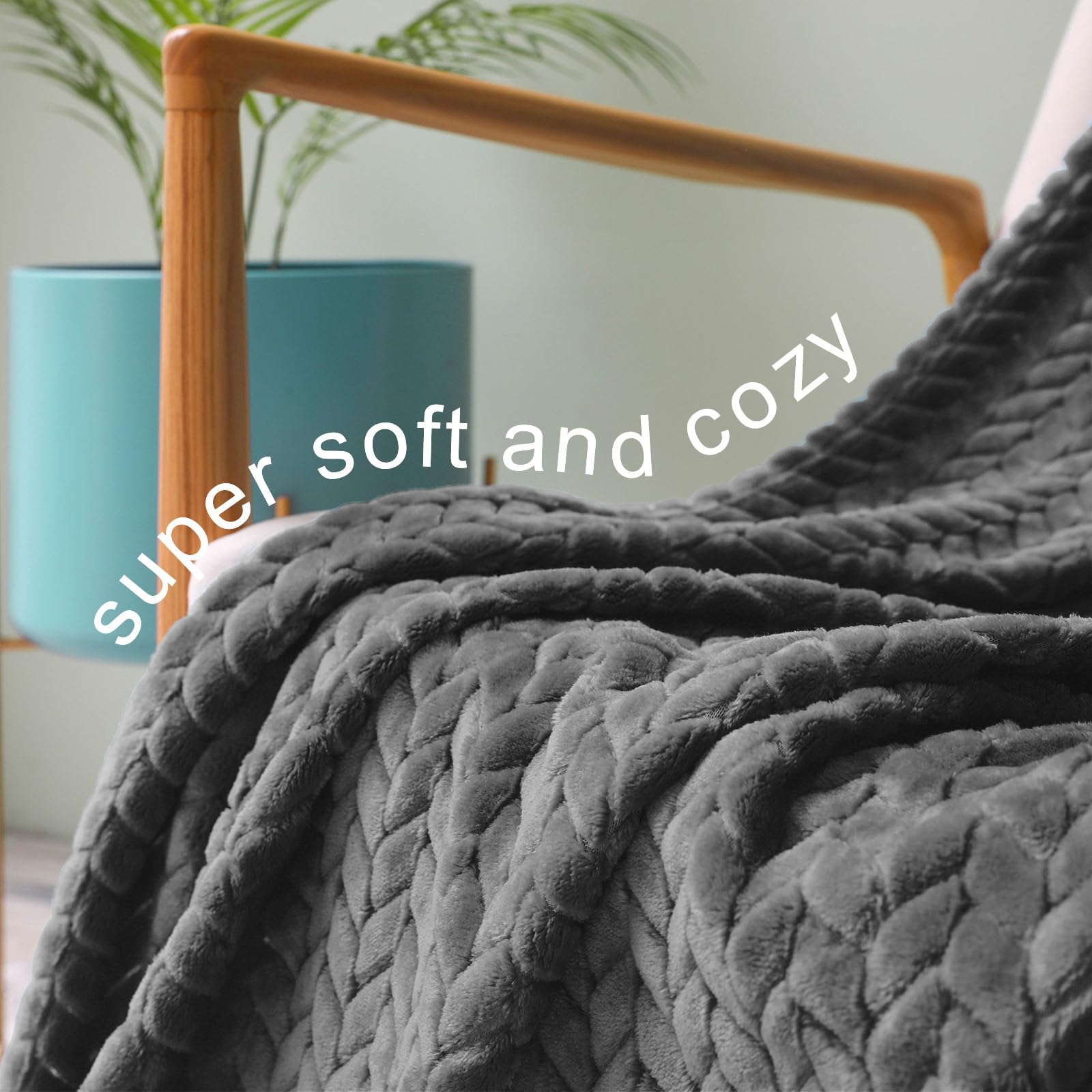 Exclusivo Mezcla Fleece Throw Blanket for Couch and Bed, 127x178 CM Soft Cozy Jacquard Flannel Blankets, Lightweight Fuzzy Plush Warm Throws for All Seasons, Dark Grey