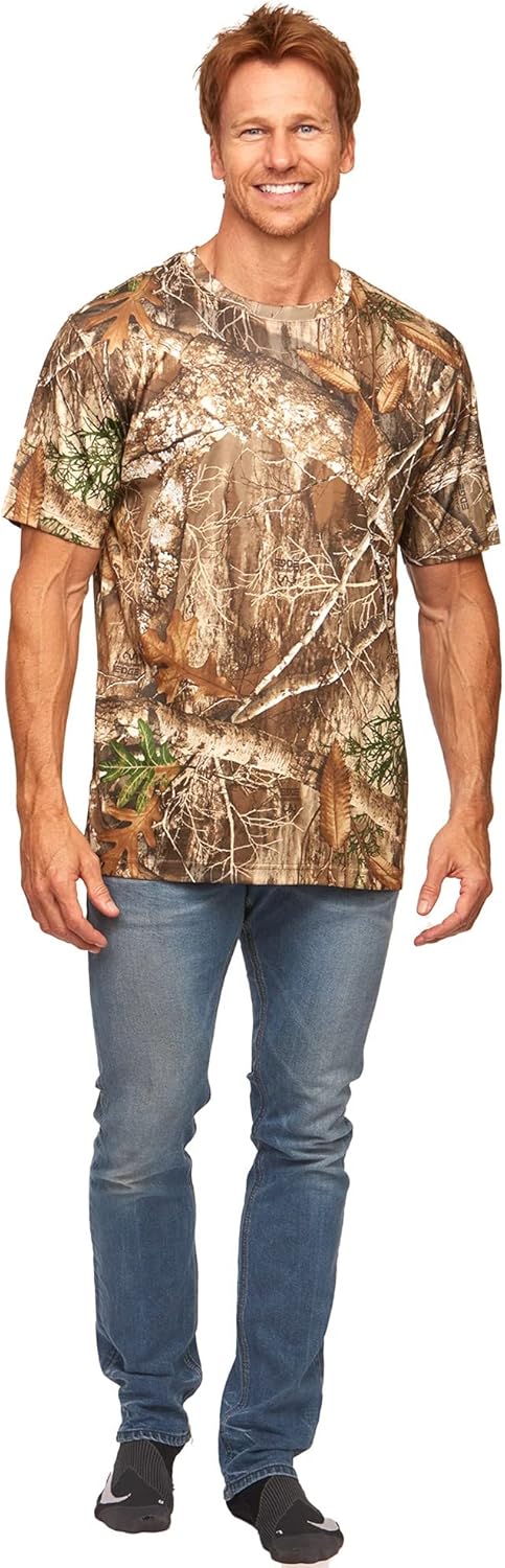 Realtree Men's Essential Camo Lightweight Performance Short Sleeve Shirt - Image 4