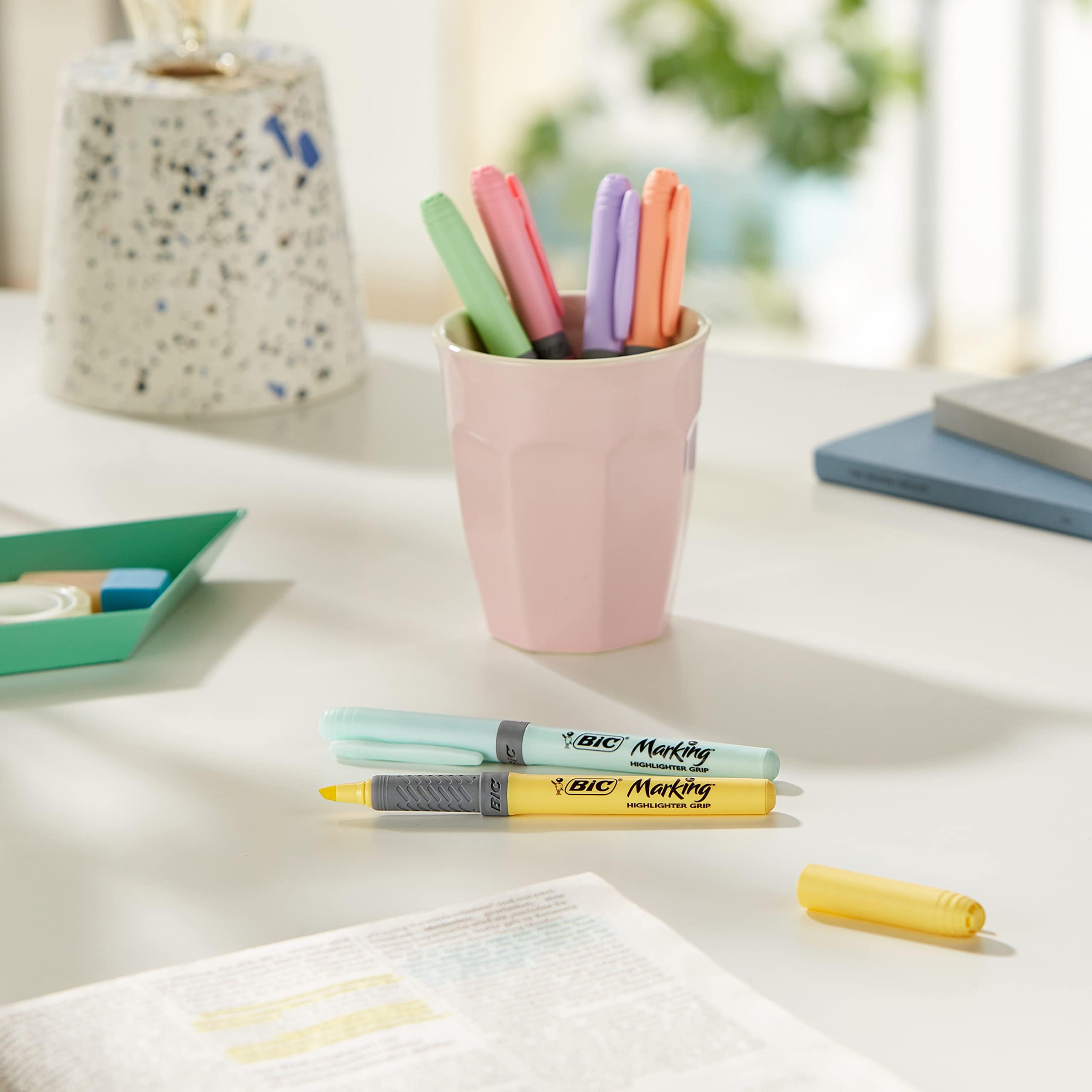 BIC Intensity Highlighter Grip Pastel Marker Fosforlu Kalem 6'lı Blister, Su Bazlı Mürekkep, 6 Pastel Renk, Kauçuk Tutaçlı