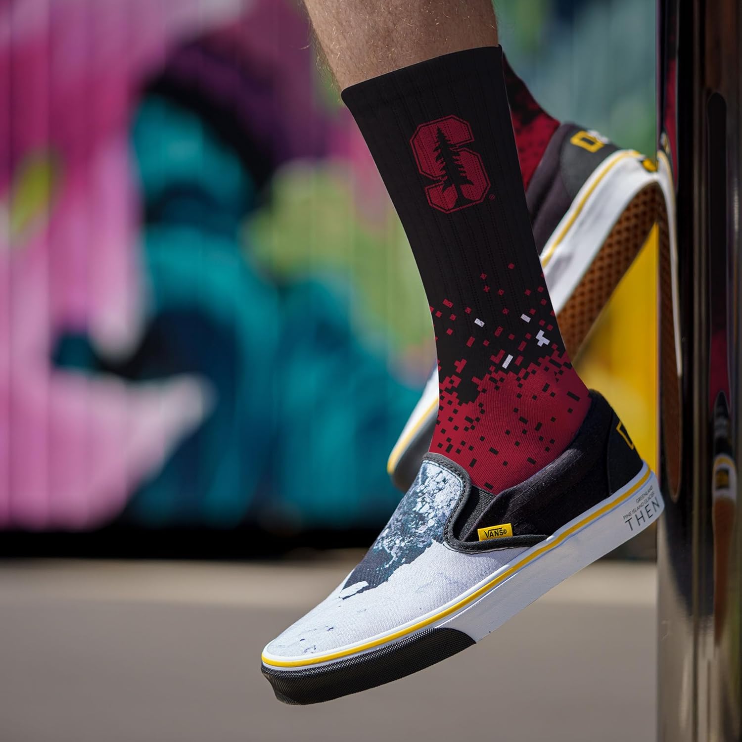 For Bare Feet NCAA mens Spray Zone Crew Sock Ncaa - Image 2